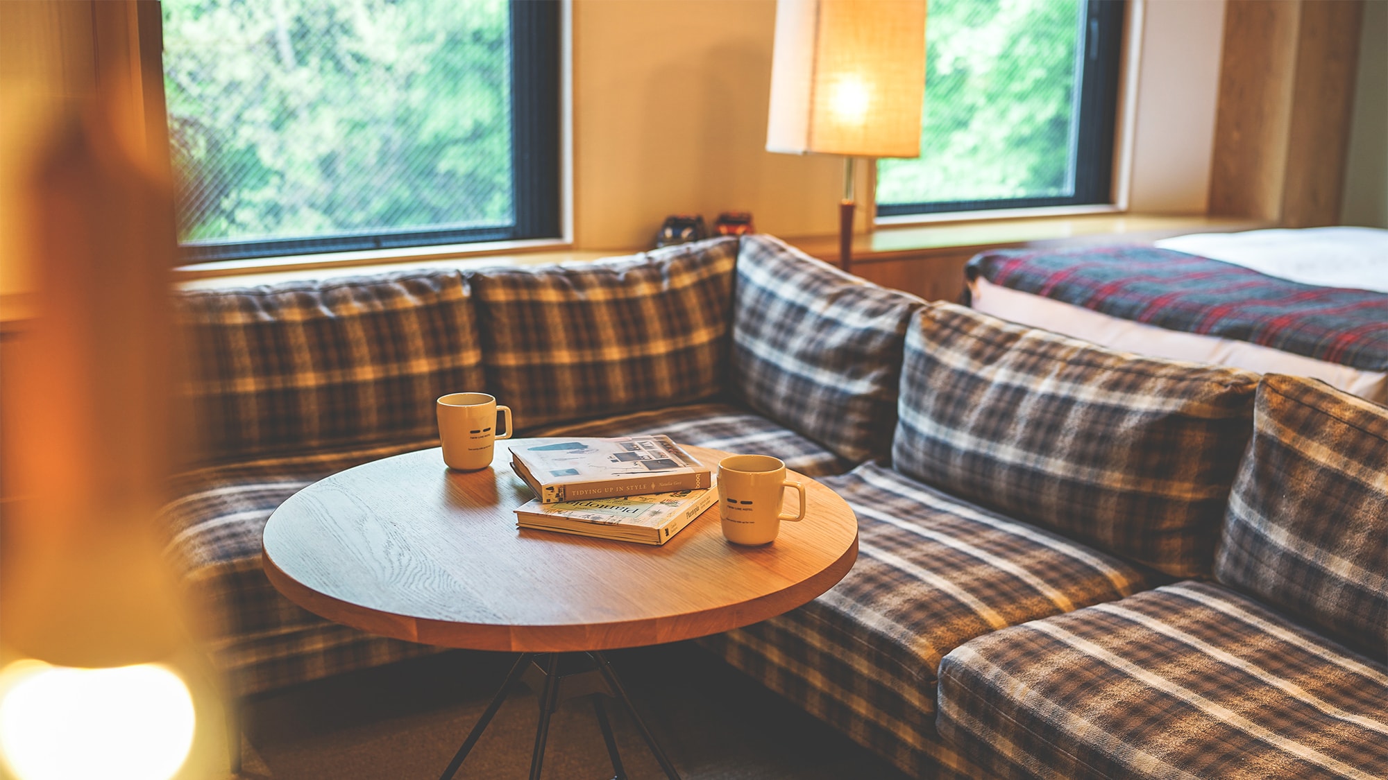 ■ Deluxe / Twin ■ Modern Style [41 sqm] L-shaped spacious sofa.