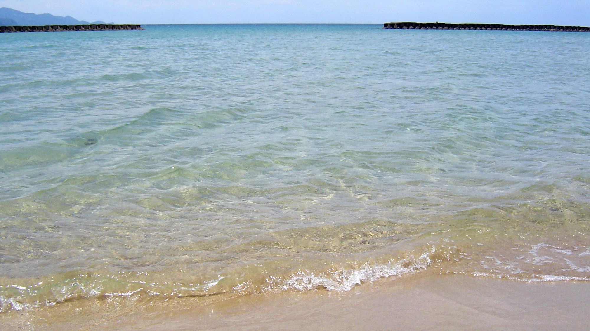 Yuhigaura Beach, the shore
