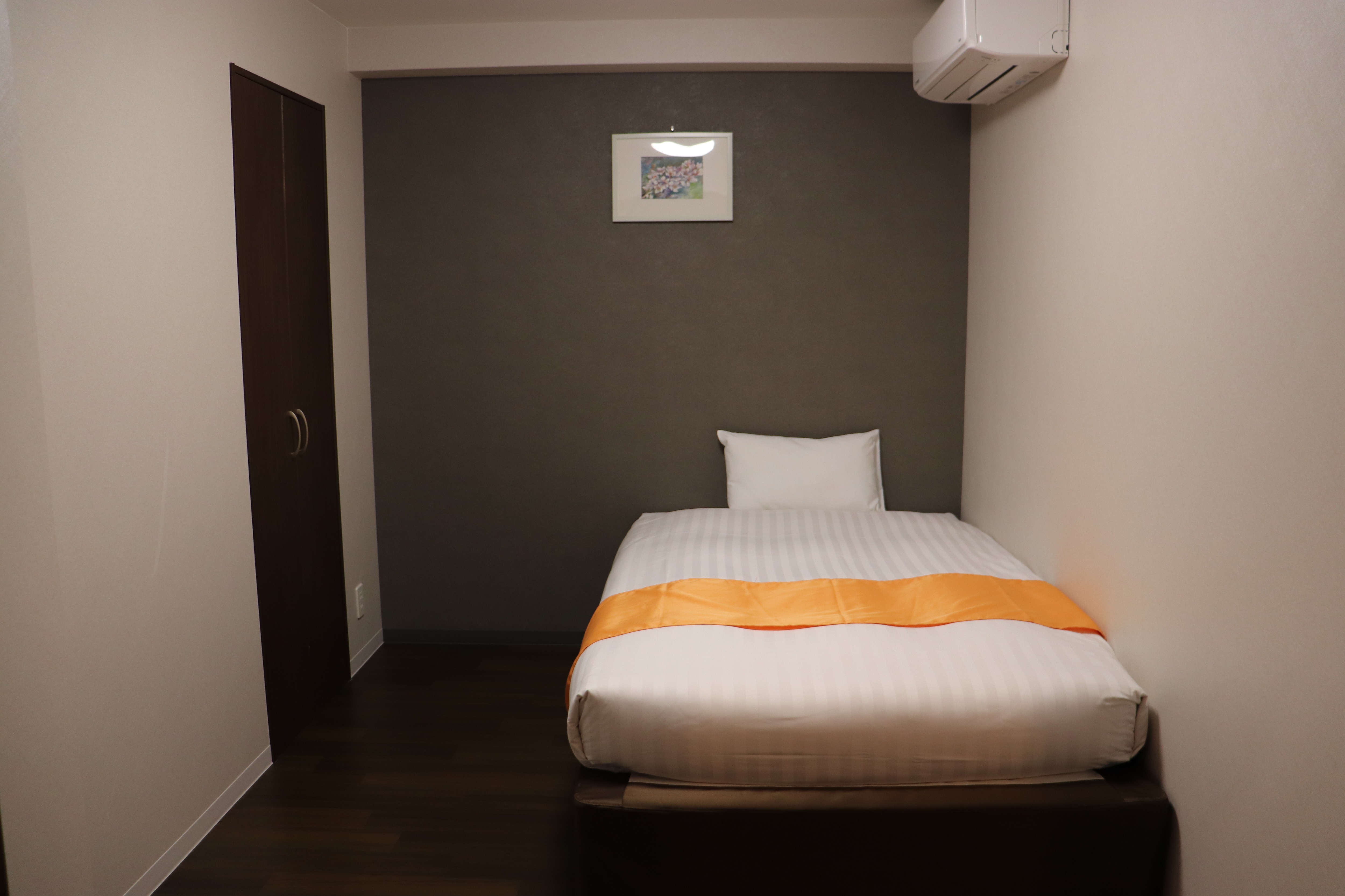 2LDK (Bedroom)