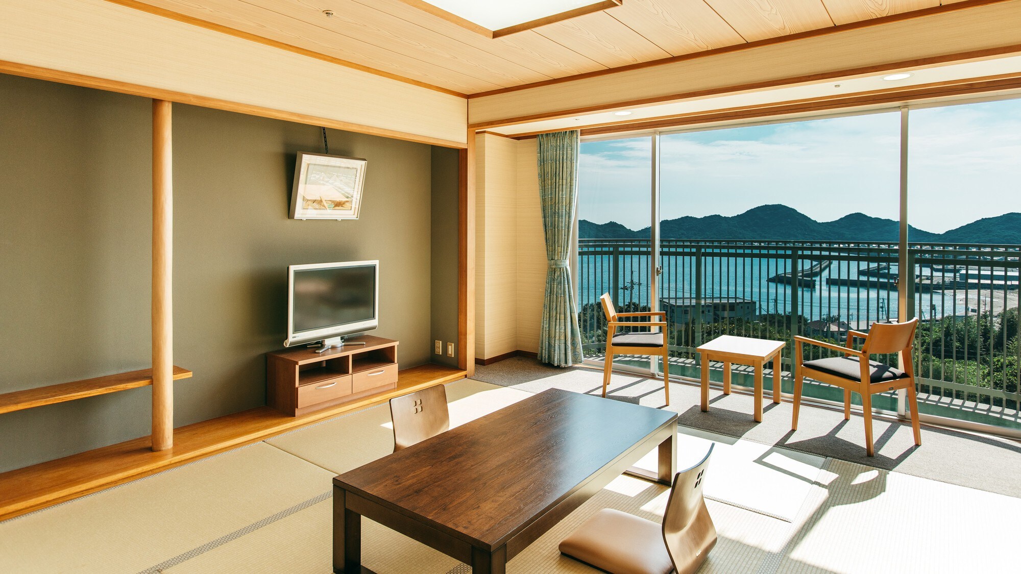 [8 tatami Japanese-style room]