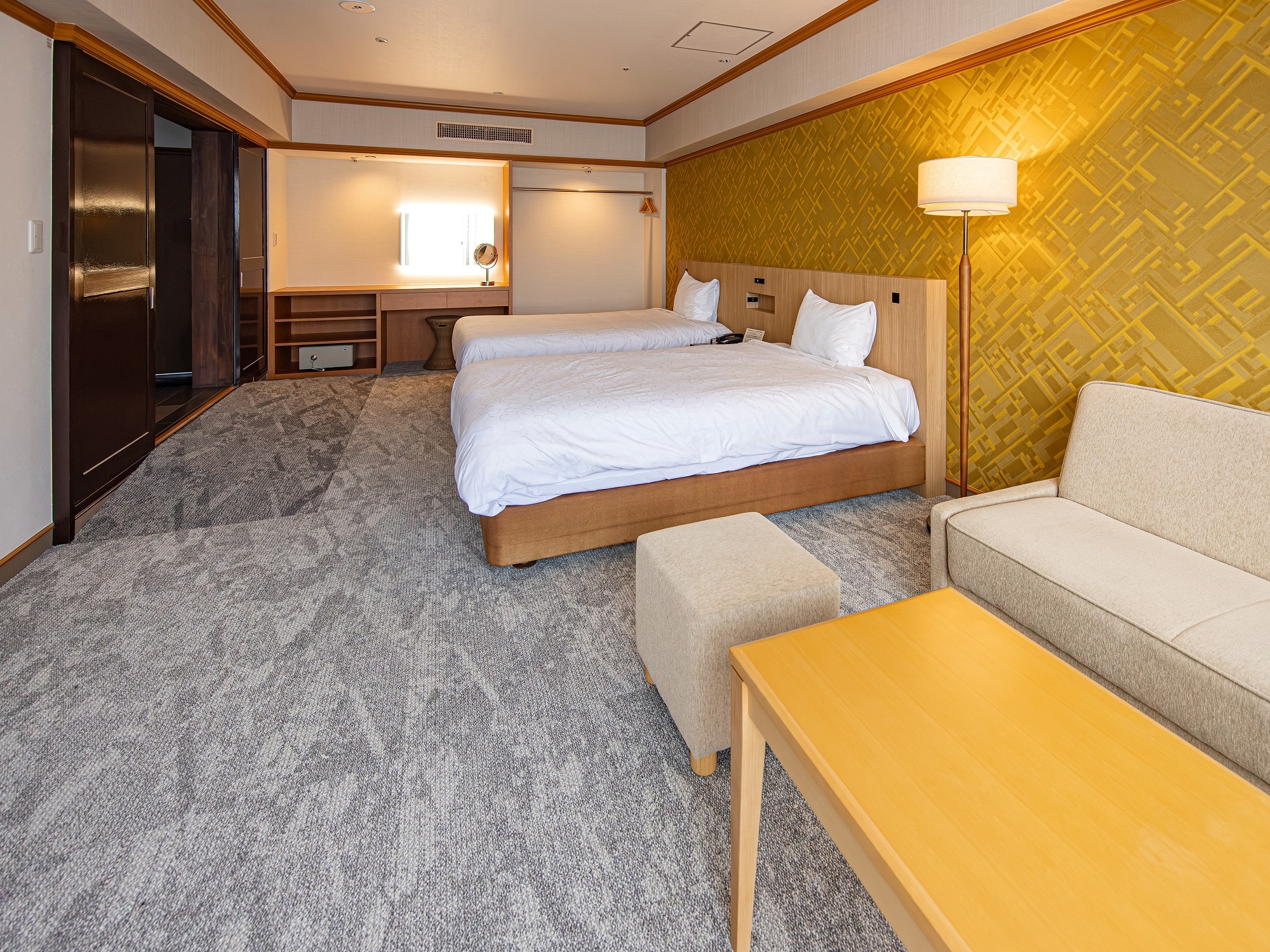 Premium Twin (with private hot spring)