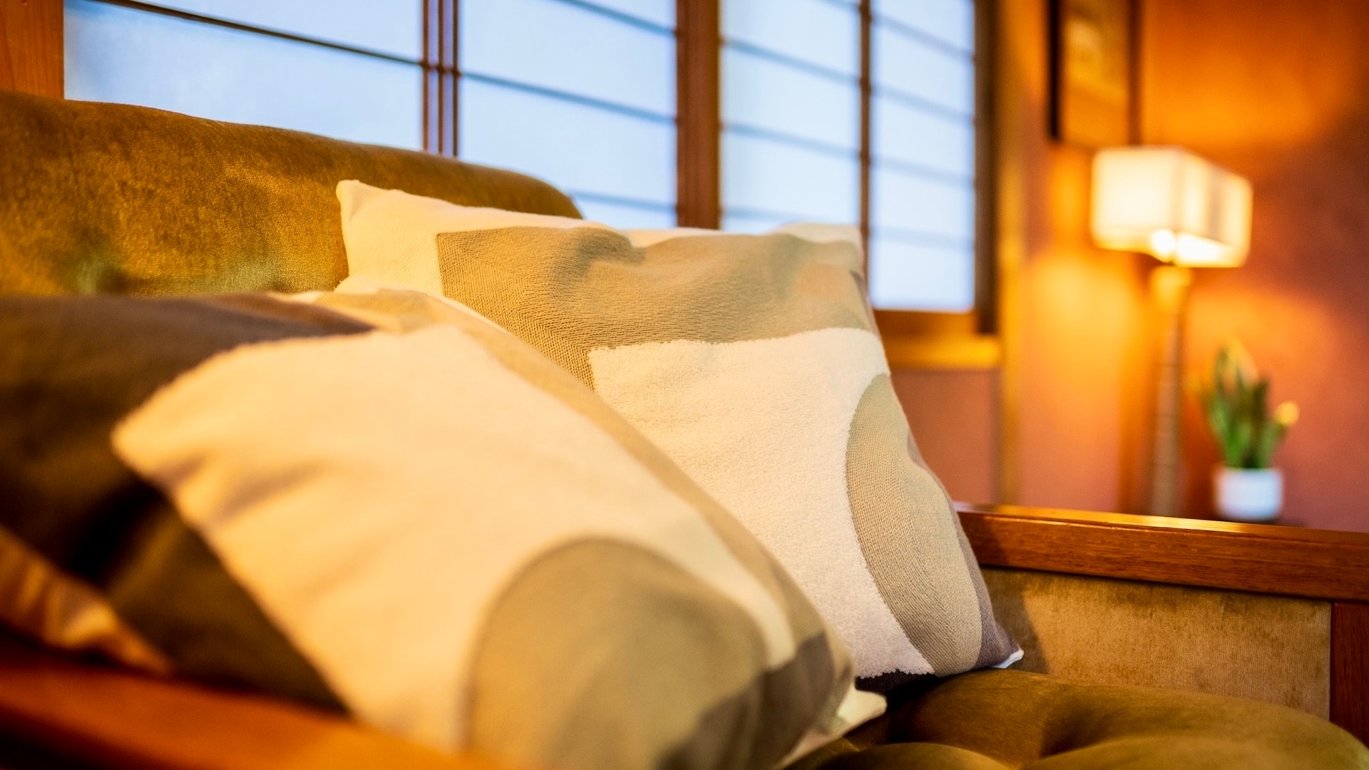 [Main building] Japanese-style room, 8 tatami mats