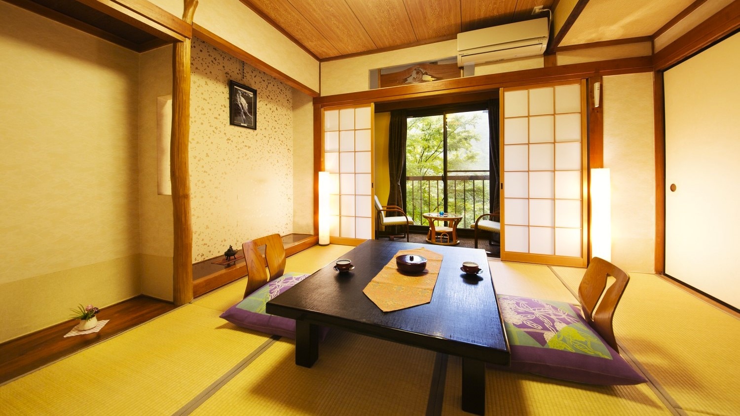 Japanese room 8 tatami mats