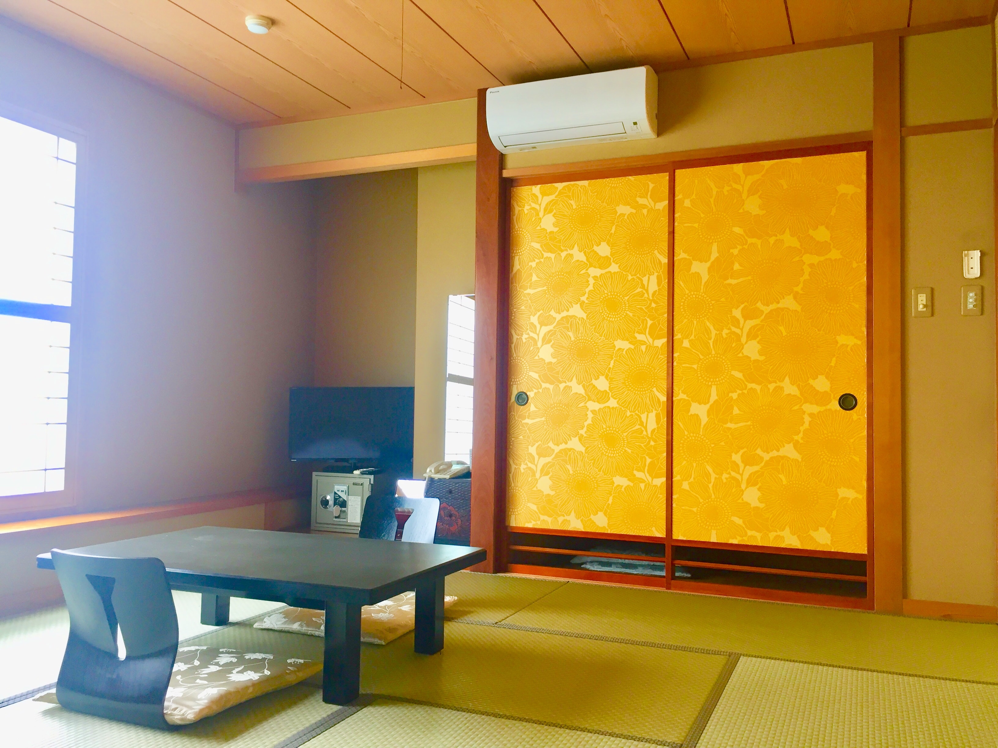 Japanese-style room <WASHITU>