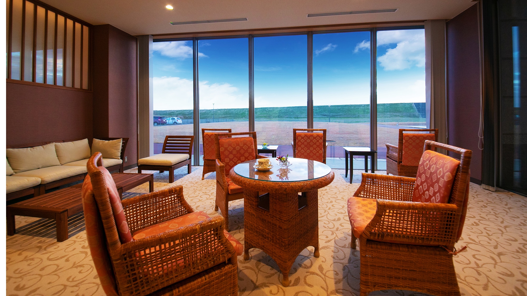 [Lobby Lounge]