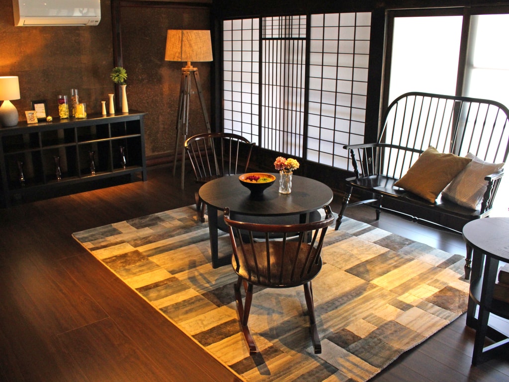 [Kusu 201] 1st floor living room