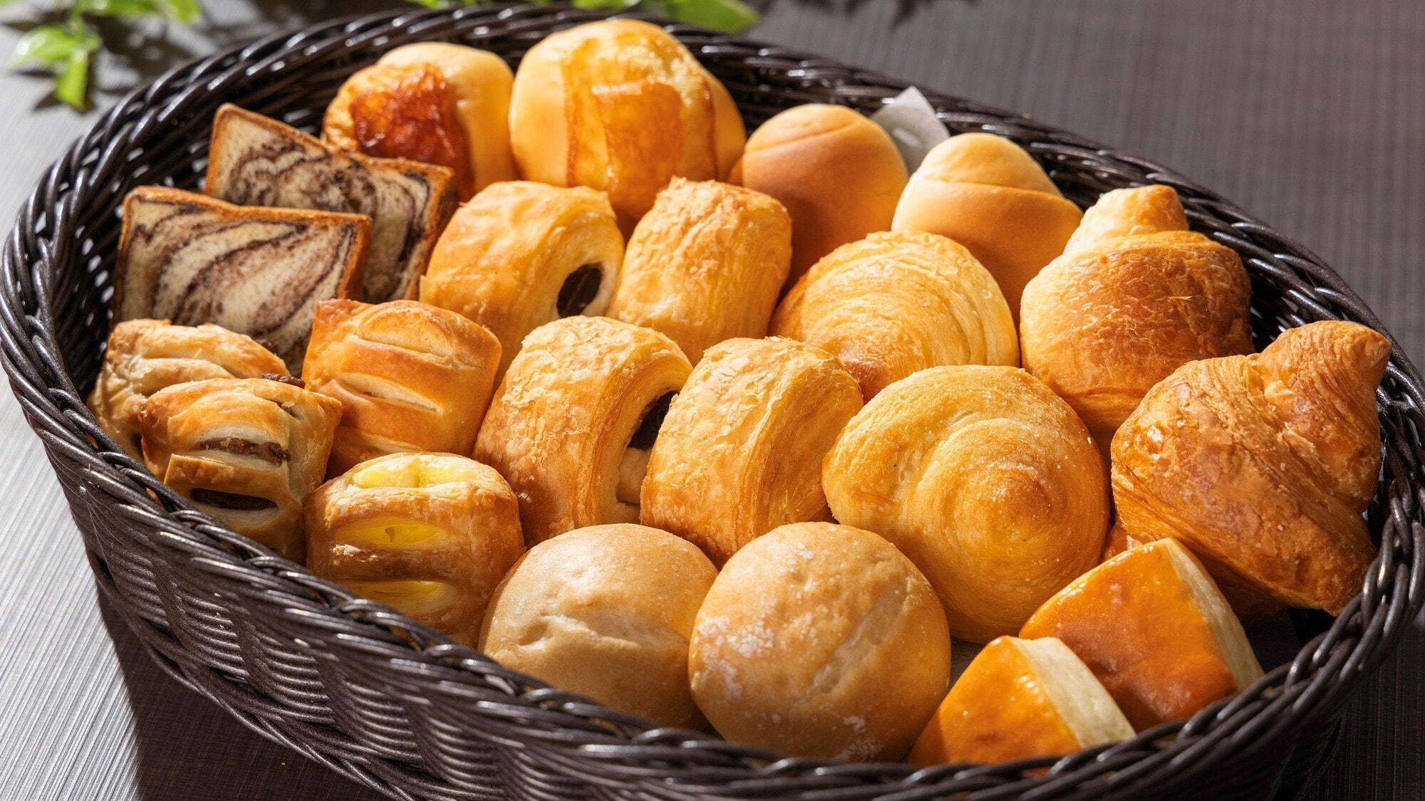 [Free light breakfast] Special bread breakfast (image)