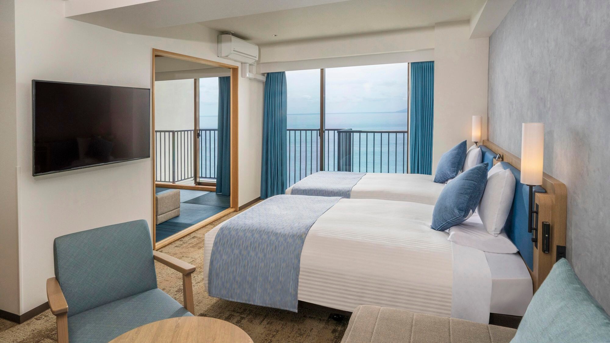 High floor Japanese-Western style room