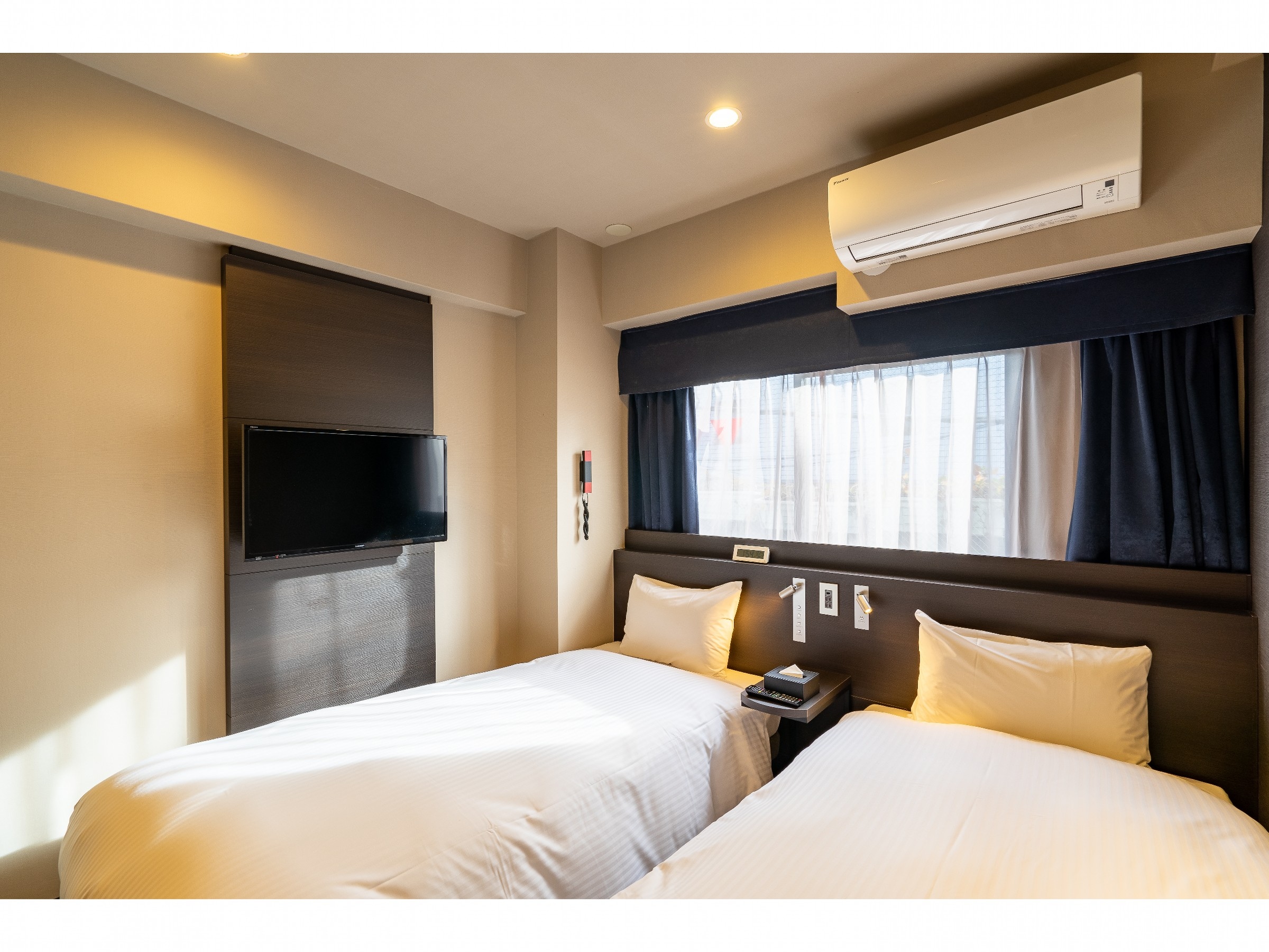 [Twin room] Bright room