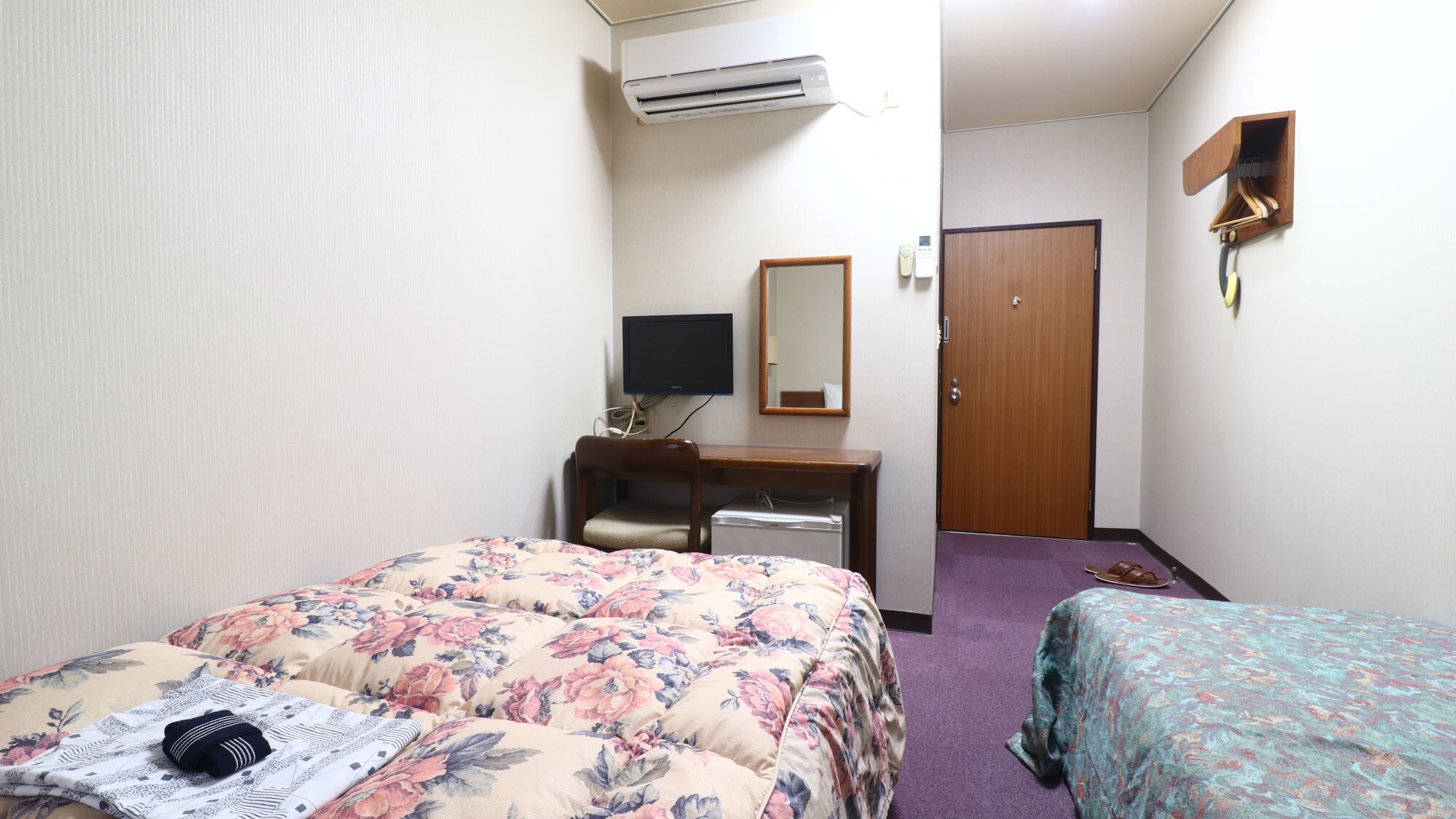 Single B◆Smoking allowed, room for single occupancy*