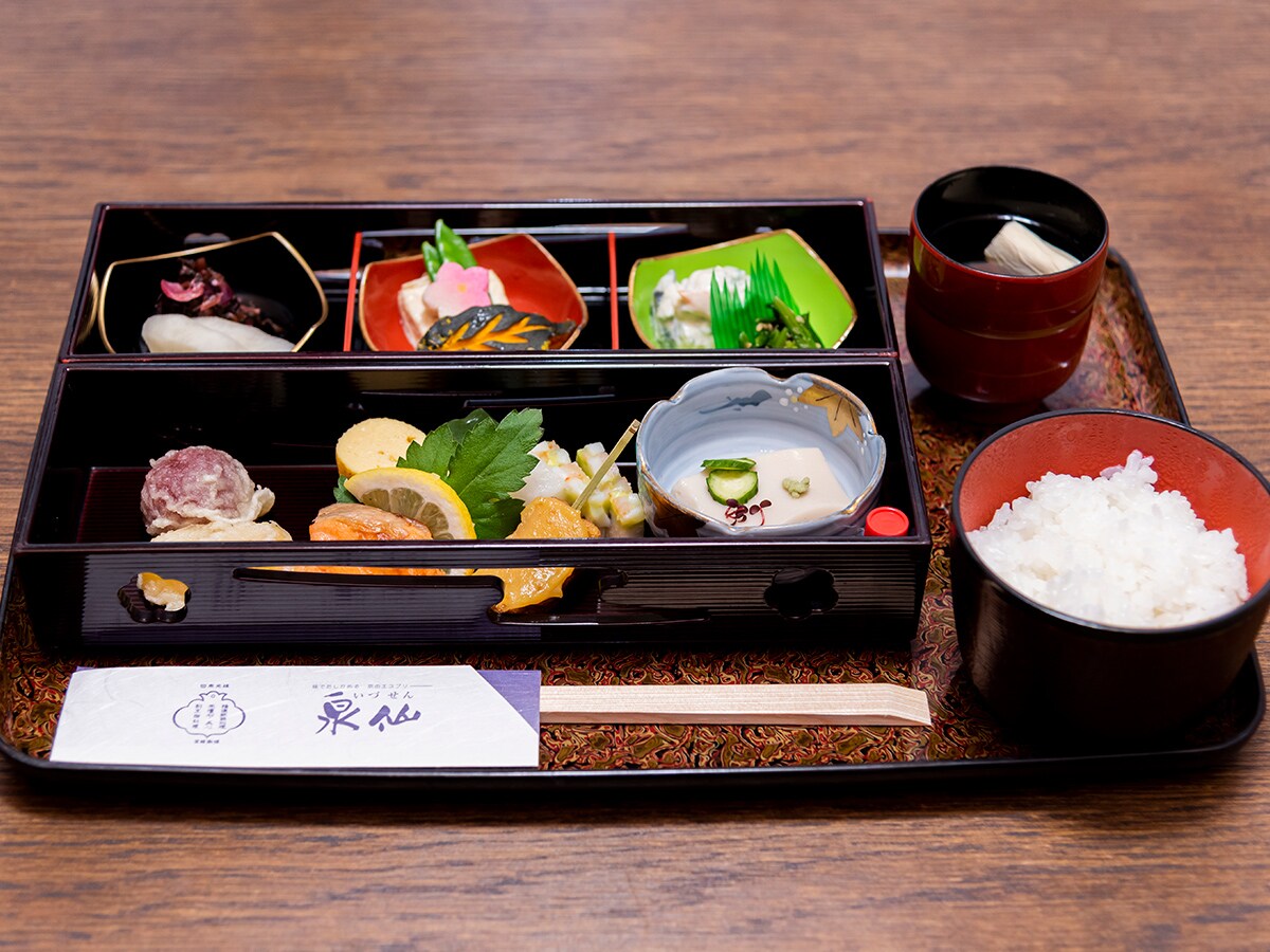 Izumisen's catered breakfast