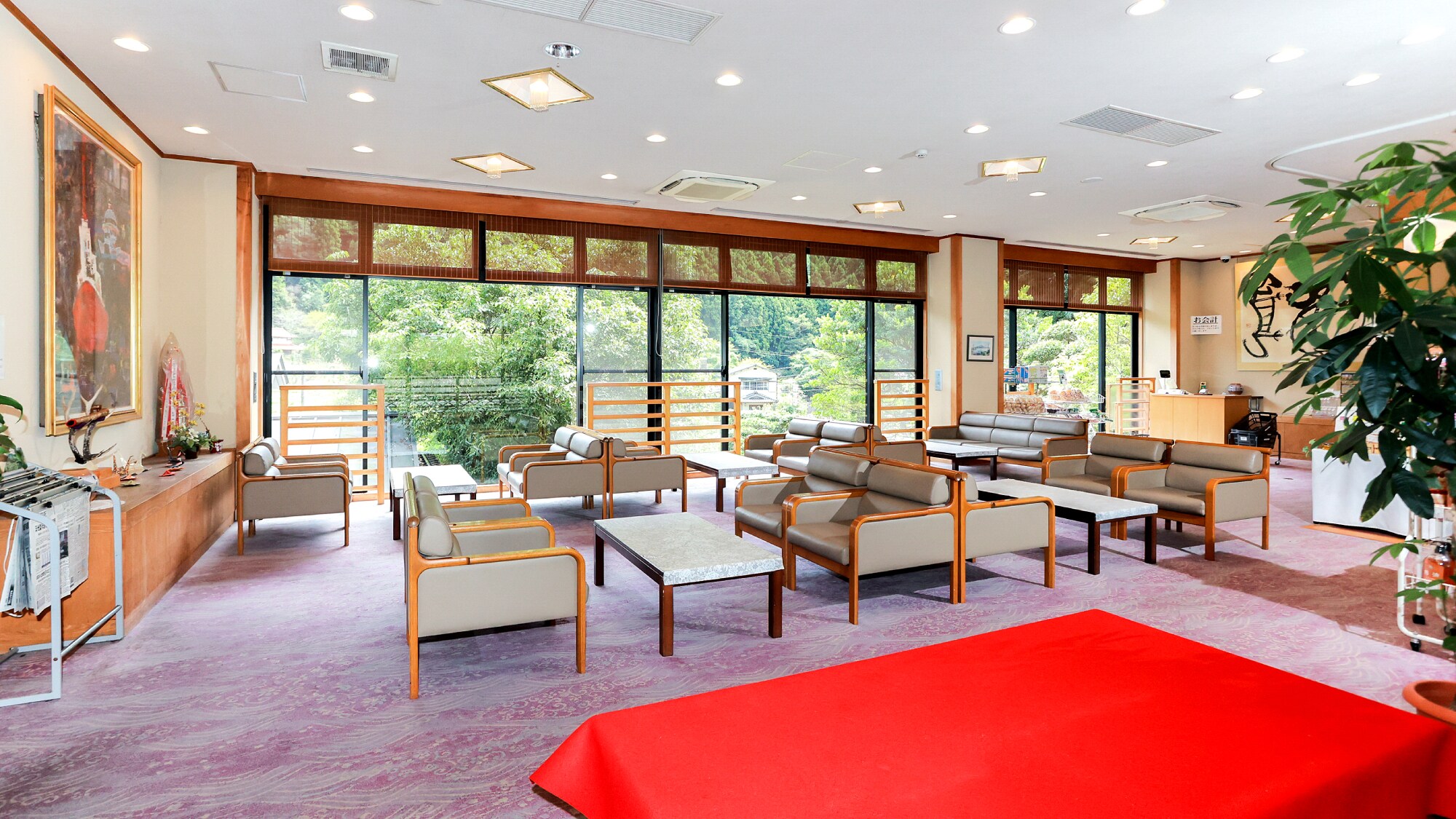 Lobby | Relax and enjoy the beautiful scenery