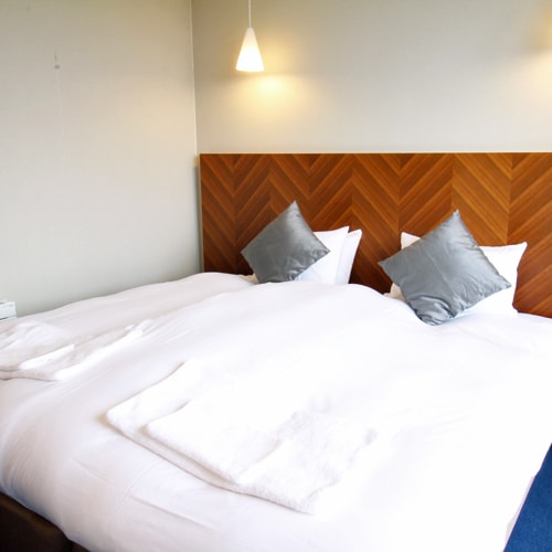 *Example of a 3-bedroom deluxe or premium room / bedroom with twin or double beds.