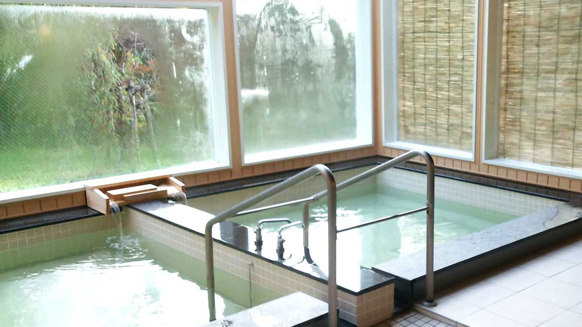 [Onsen] A sense of unity surrounded by greenery