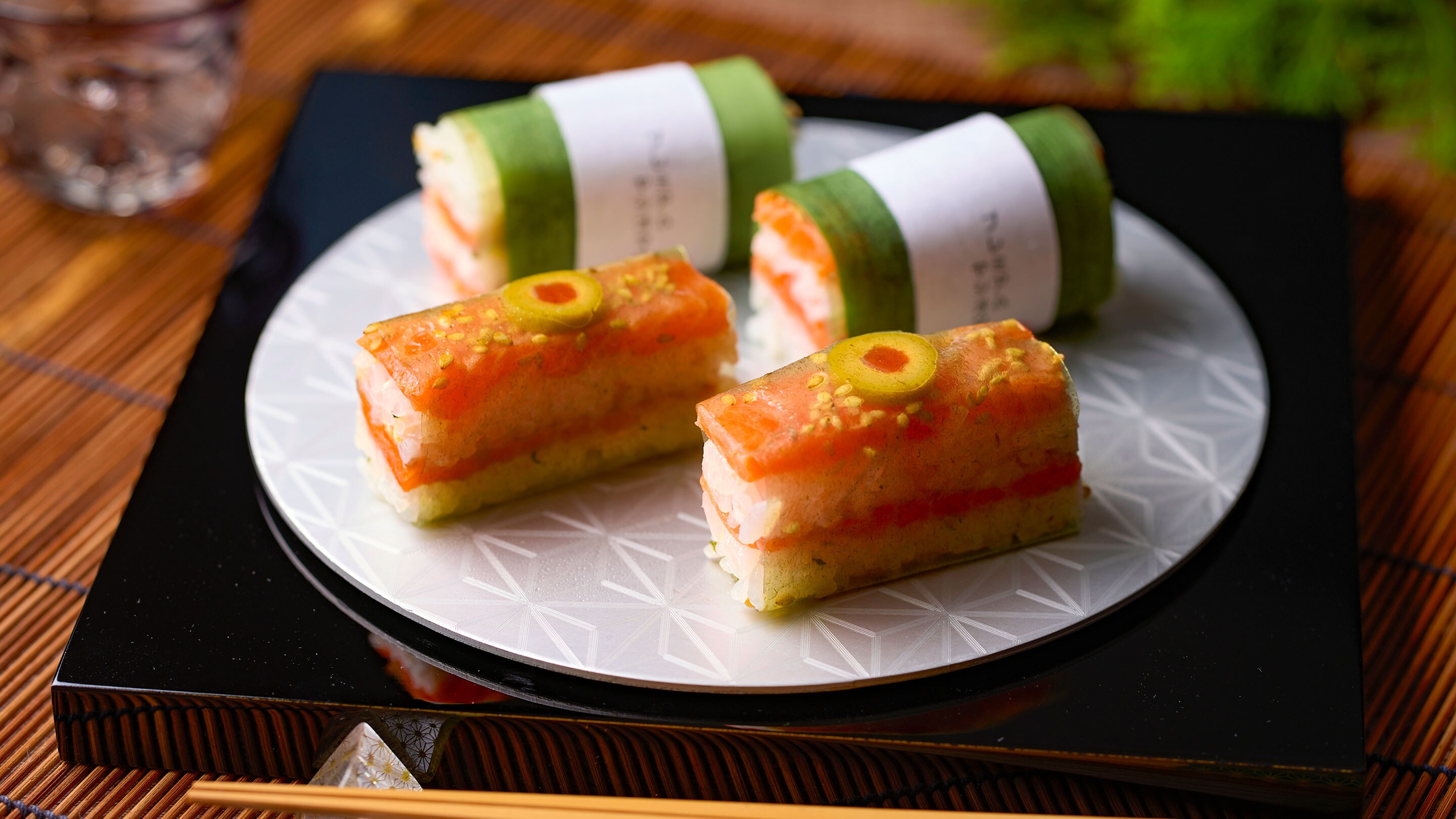 Premium Yasiomasu Sasazushi (Image for illustration purposes only)