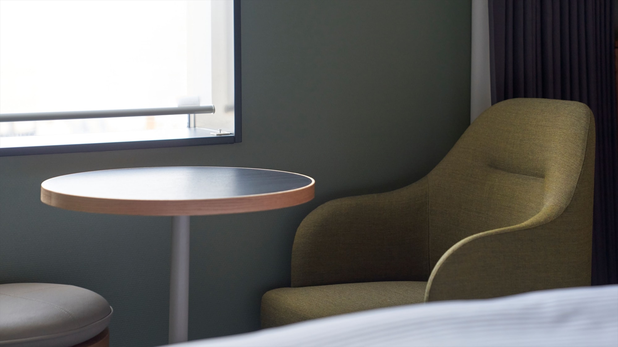 [Standard twin] We provide a space where you can relax without hesitation, regardless of who you are with.