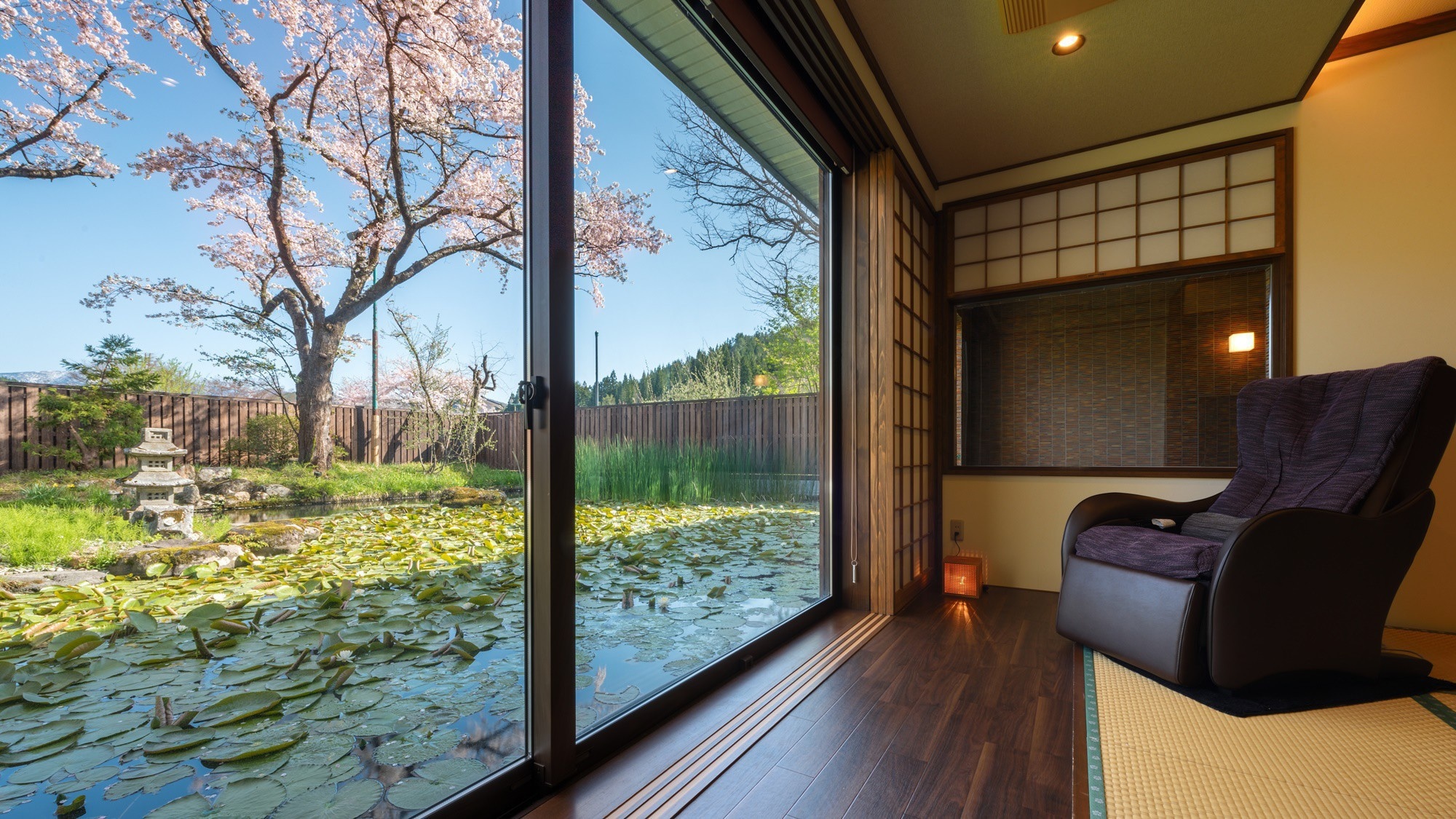[Junior Suite] Japanese modern twin with hot spring open-air bath