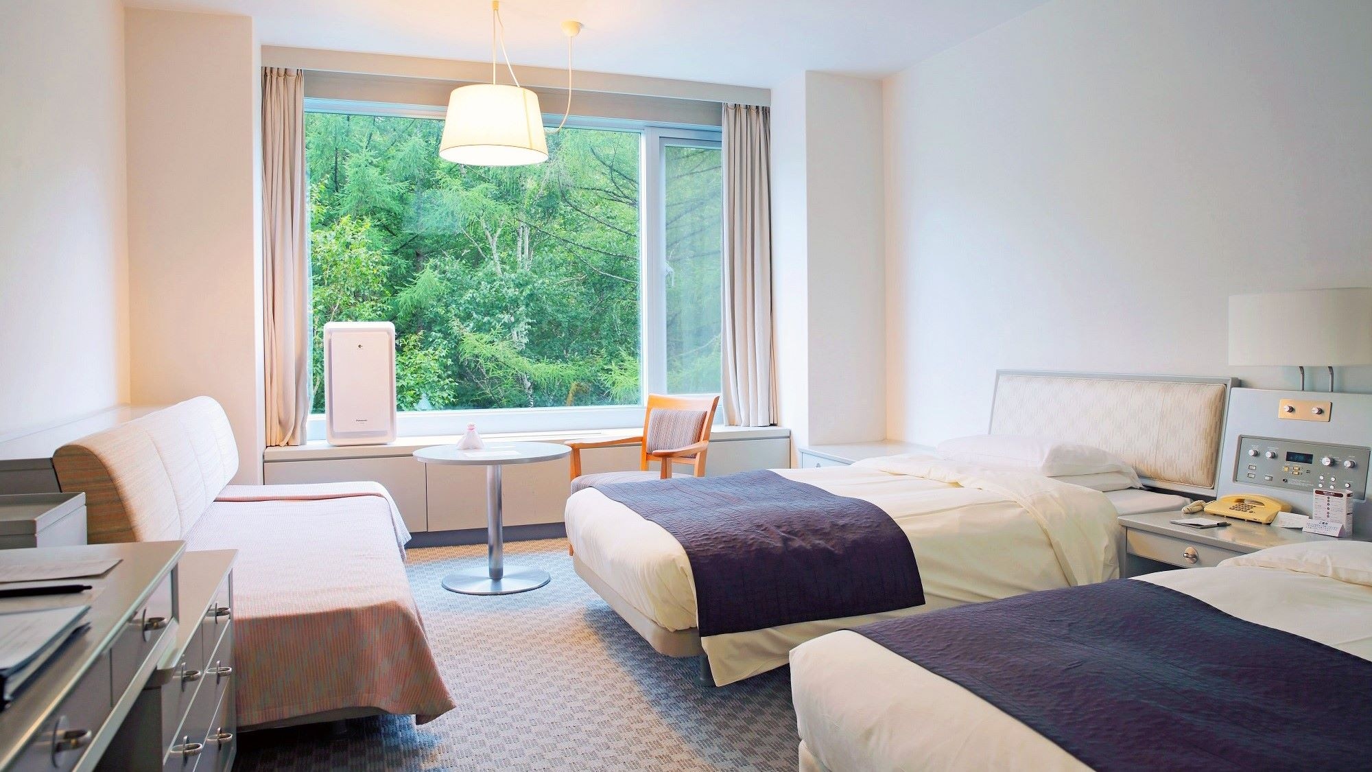 2nd to 11th floors: Twin rooms