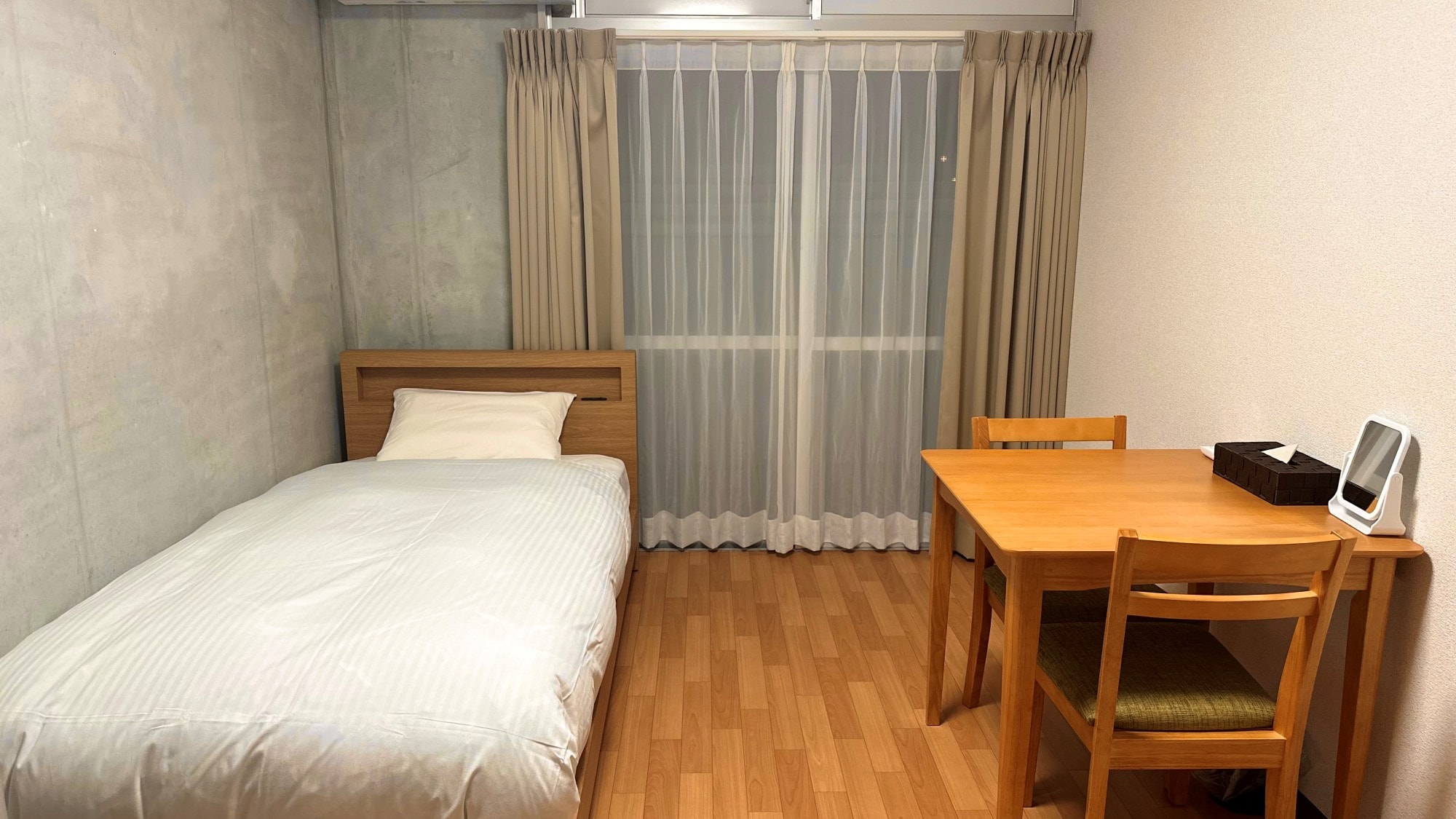 4th floor Azalea double room