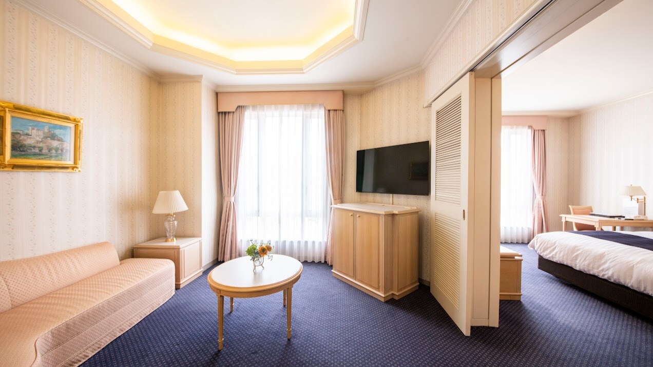 Premium Floor Junior Suite Room