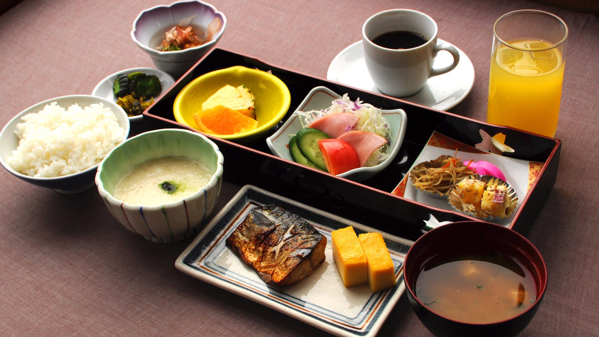 [Example of breakfast] Enjoy a nutritious and relaxing Japanese breakfast ♪