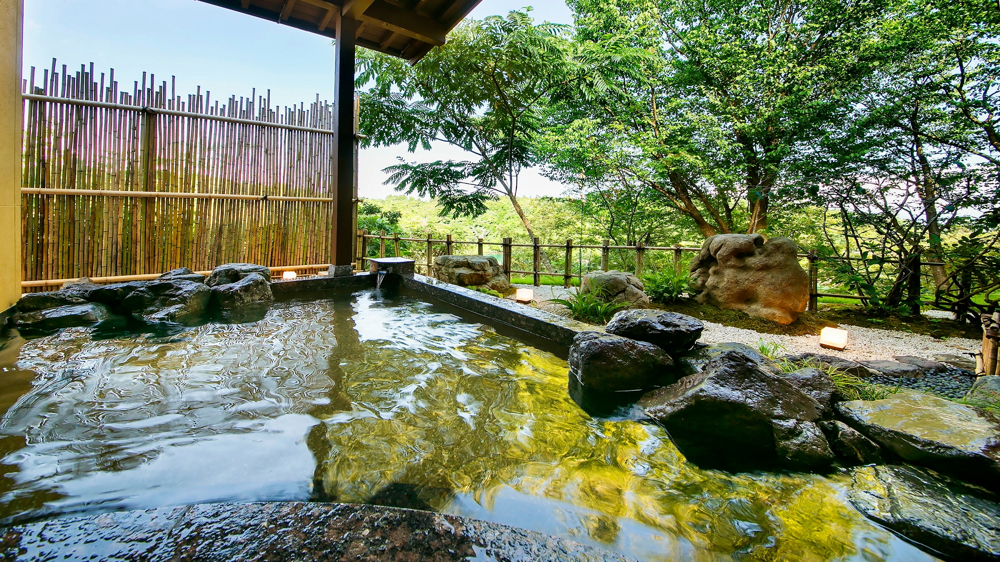 ☆Opened in May 2011■The open-air bath under the starry sky -AOBA-■The only open-air bath in the hotel with a view of the sea and sky