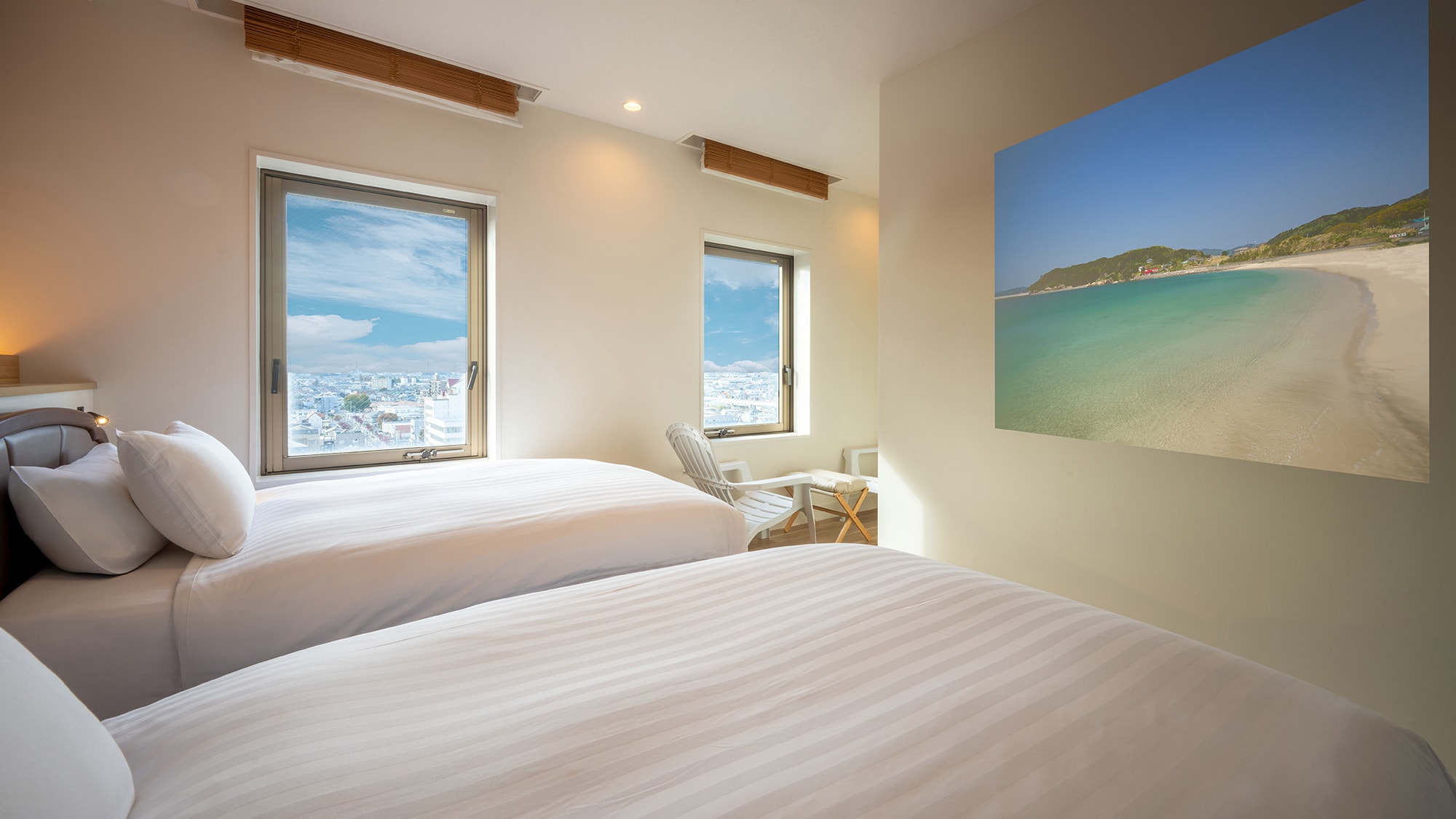 [Suite Room] A luxurious theater room where you can enjoy projector images while lying down.