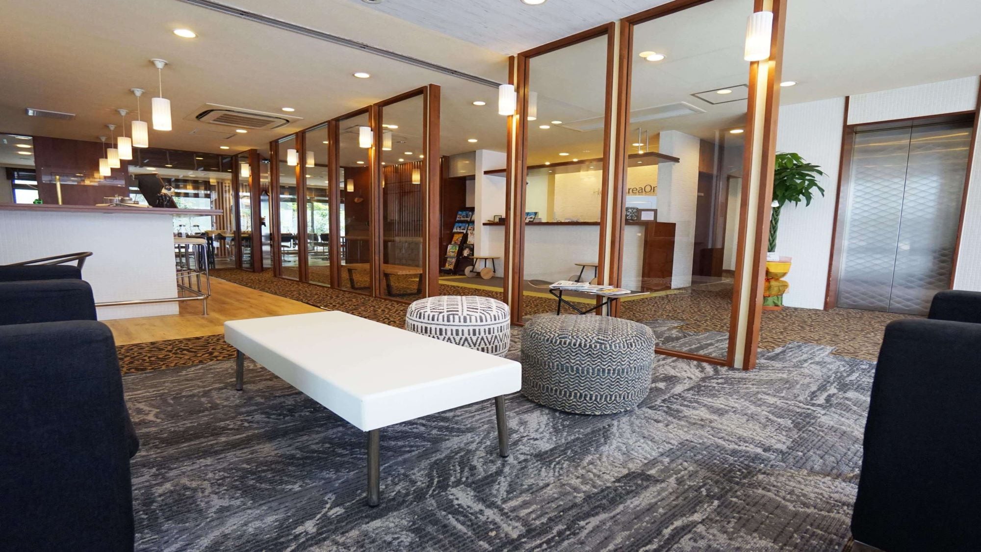 ++ Front lobby ++