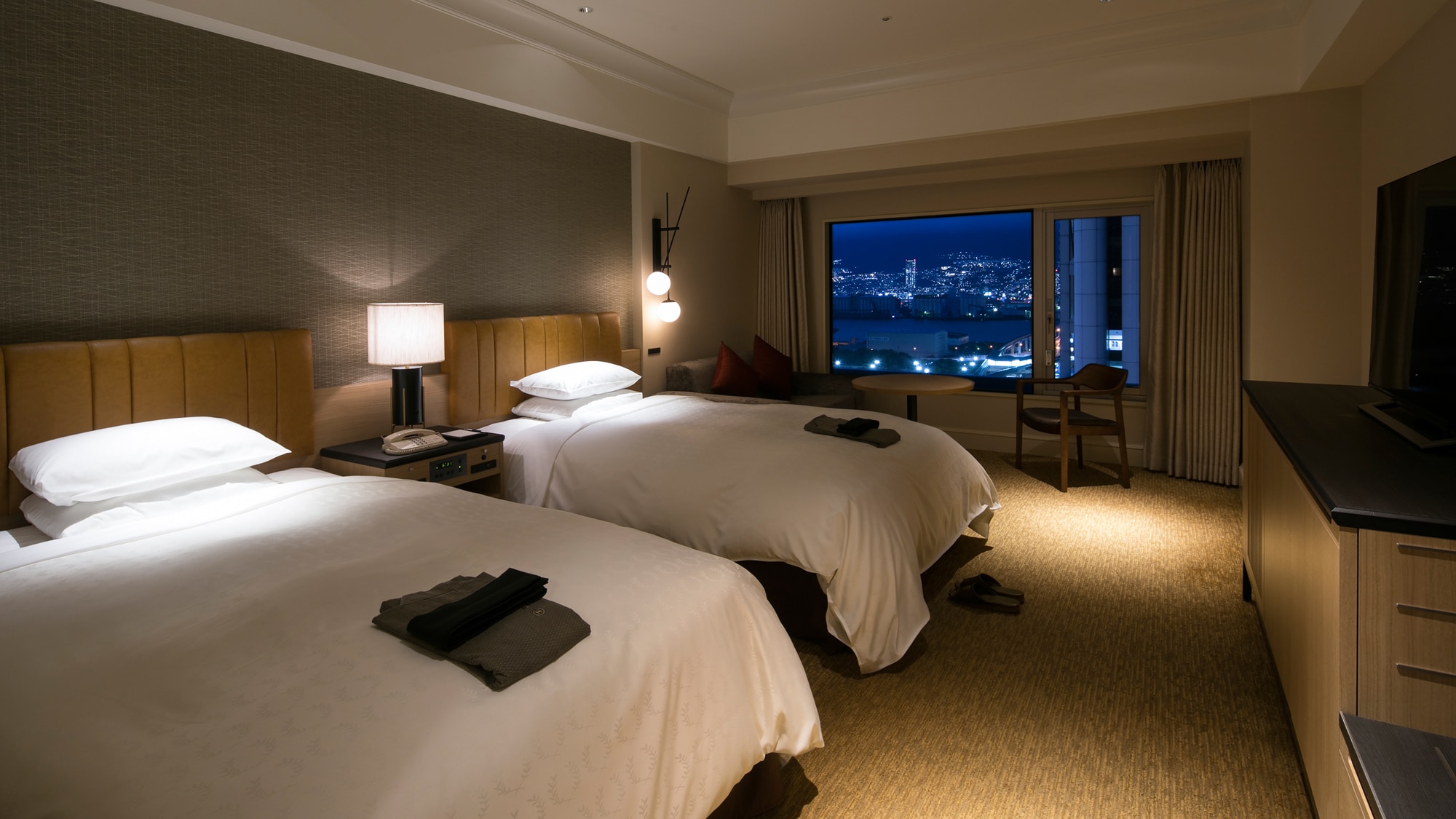 [Preferred Deluxe Twin] 36 square meters, 14-16th floor, Mt. Rokko side. Enjoy the view from the upper floors