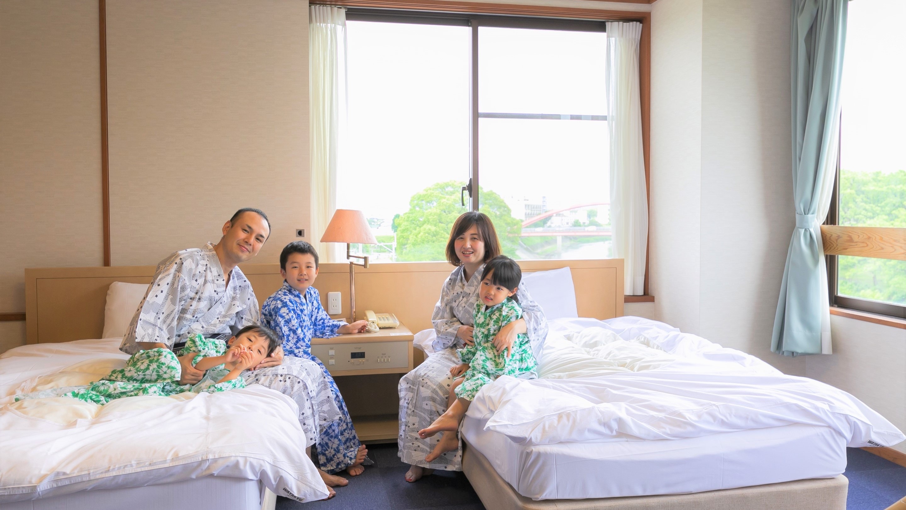 [Japanese-Western room] Bed