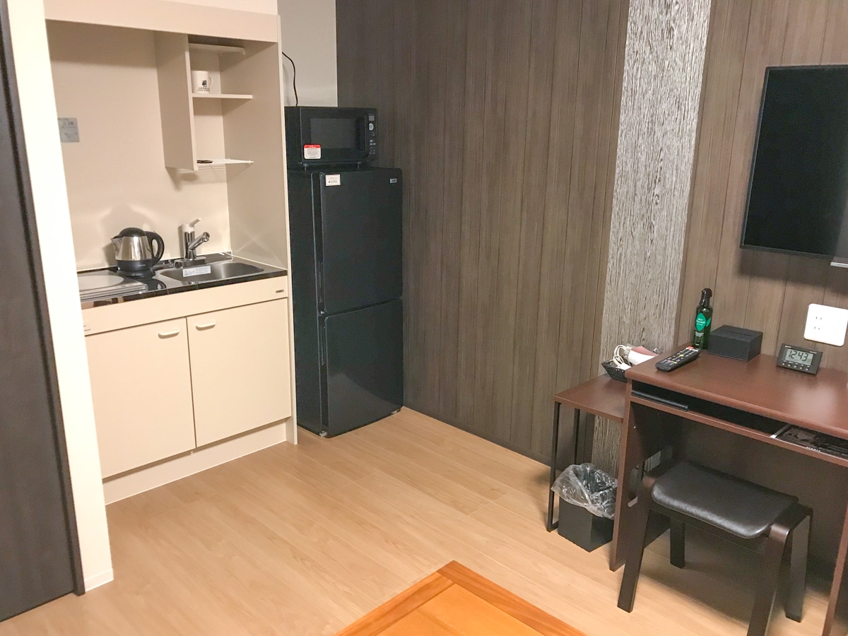 [Luxury single] Kitchen & amp; Large refrigerator ♪ Very convenient for long-term stays.