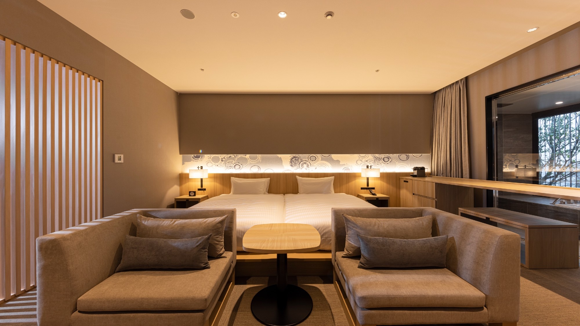 [Premium Twin] A coffee machine is available only in the premium room.
