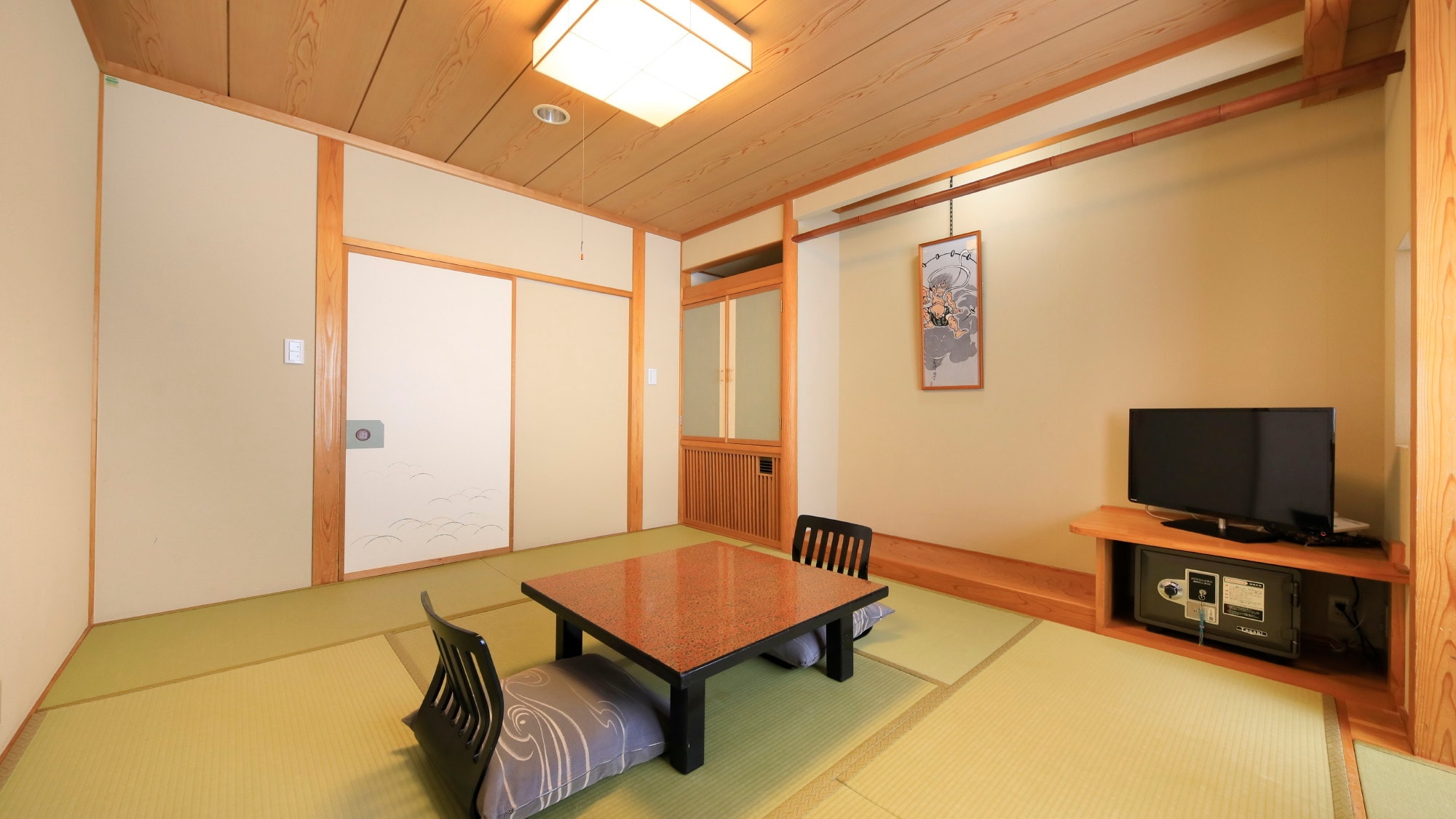 Kamar gaya Jepang 8 tikar tatami
