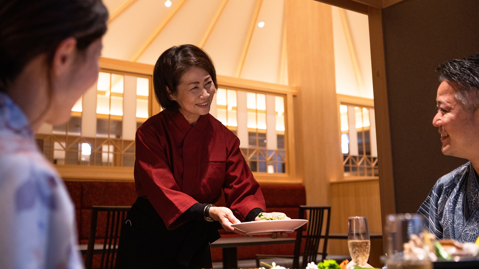 [Dining]