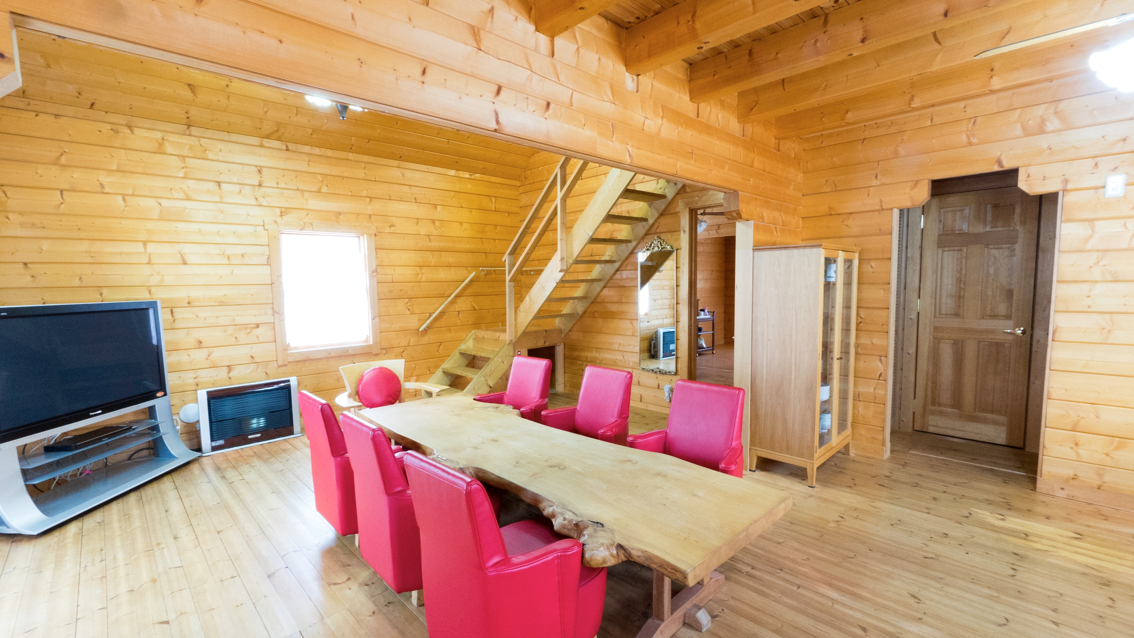 Rental log cabin