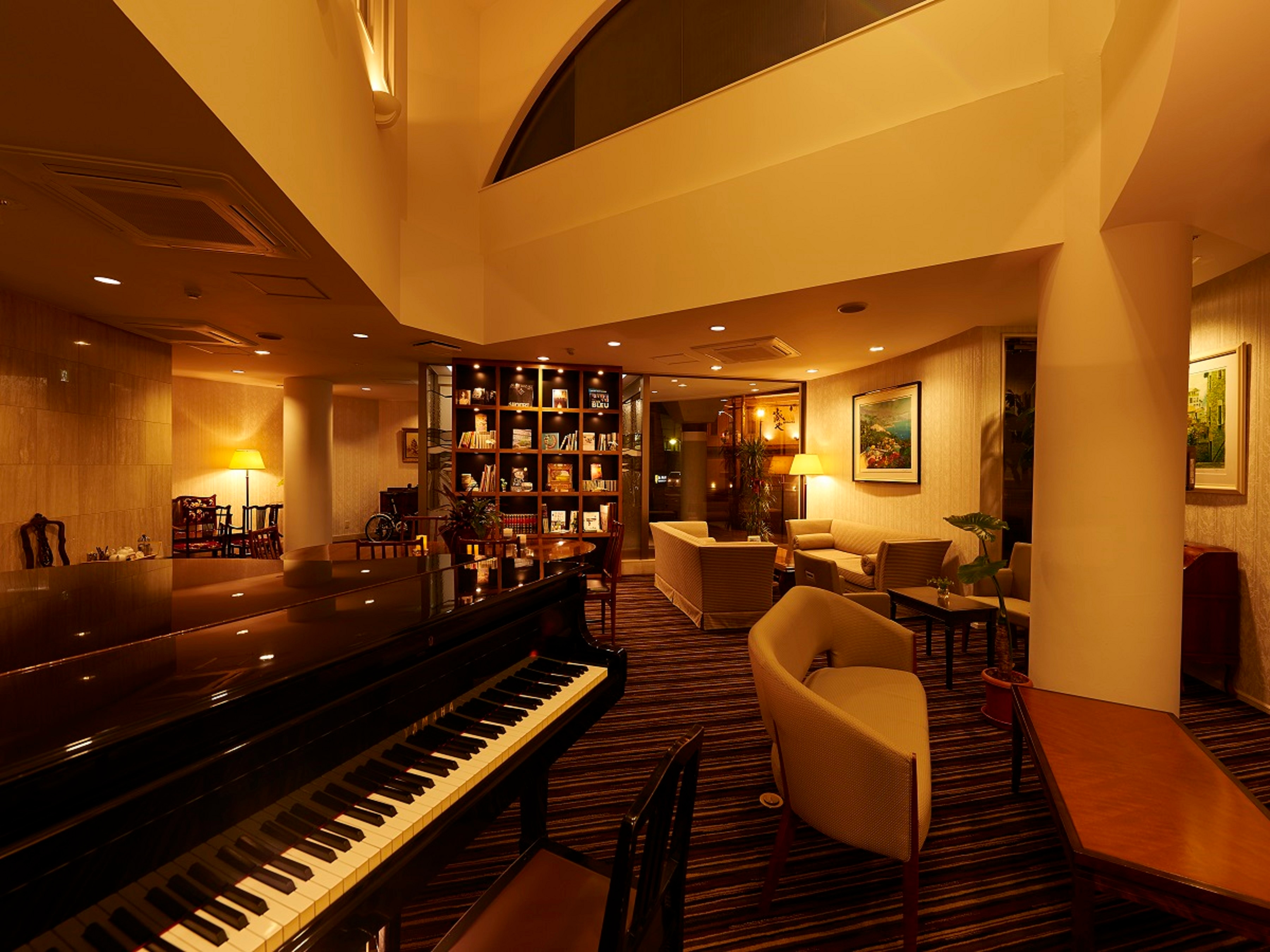 [Lounge] A lounge where time flows leisurely.