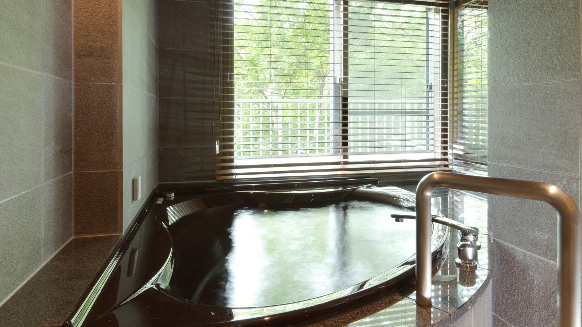 [Main building/Komorebi] Japanese-Western room with jet bath/We have a jet bath to soothe your daily fatigue *Image