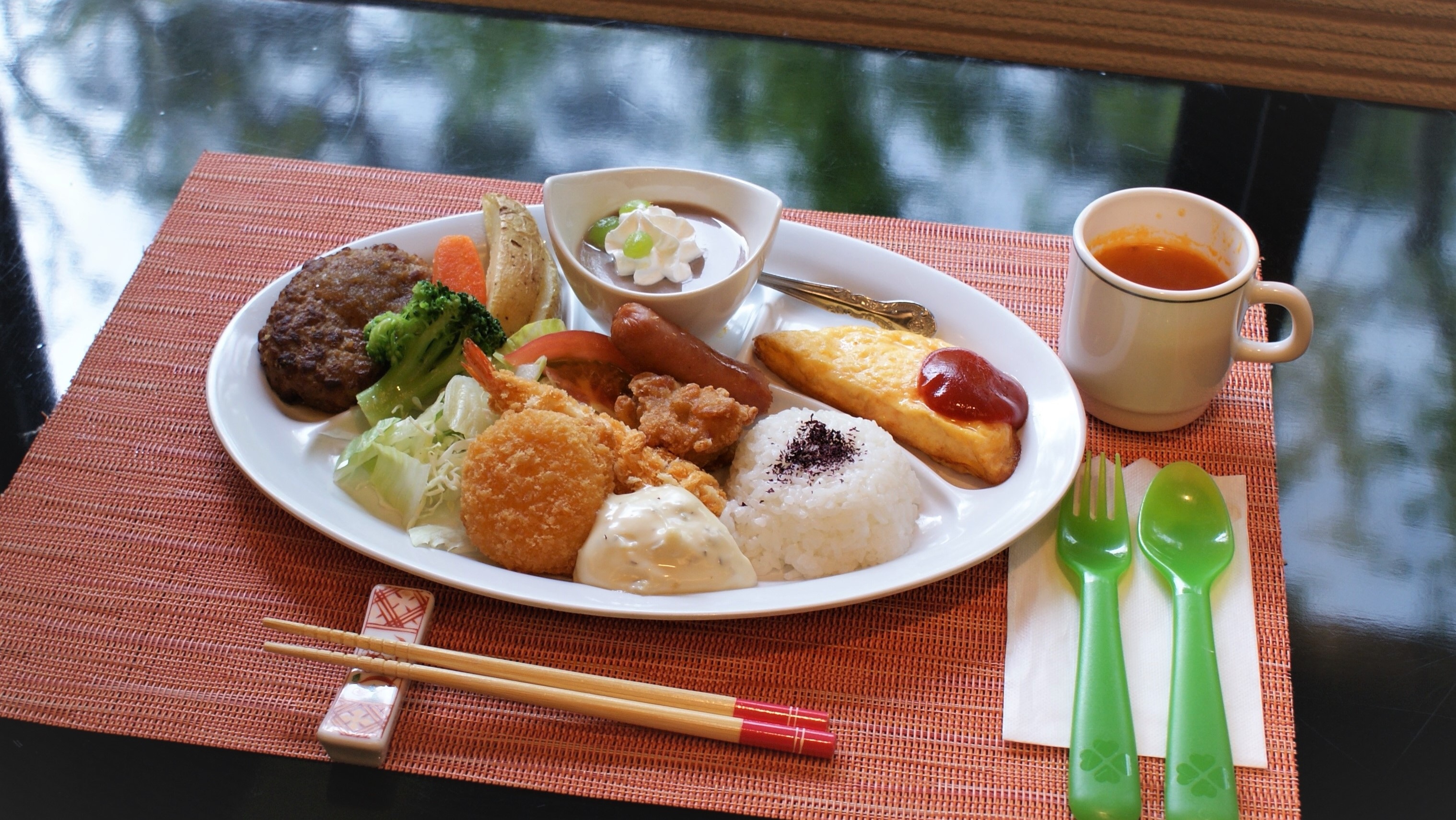 An example of a meal for children Lunch plate