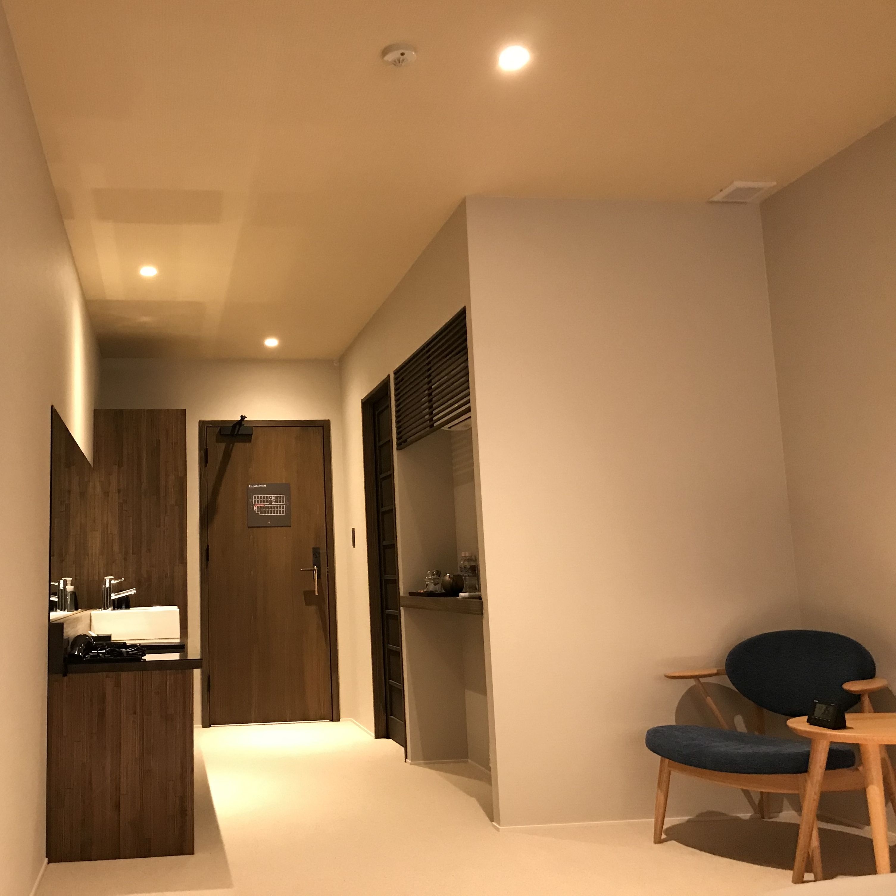 [Triple] Contoh kamar