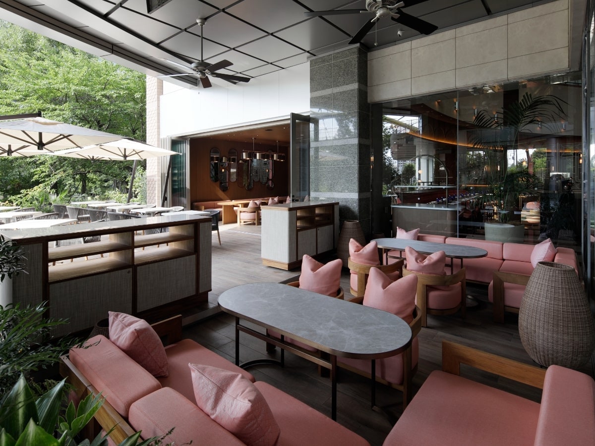 主餐廳「sereno」露台座位