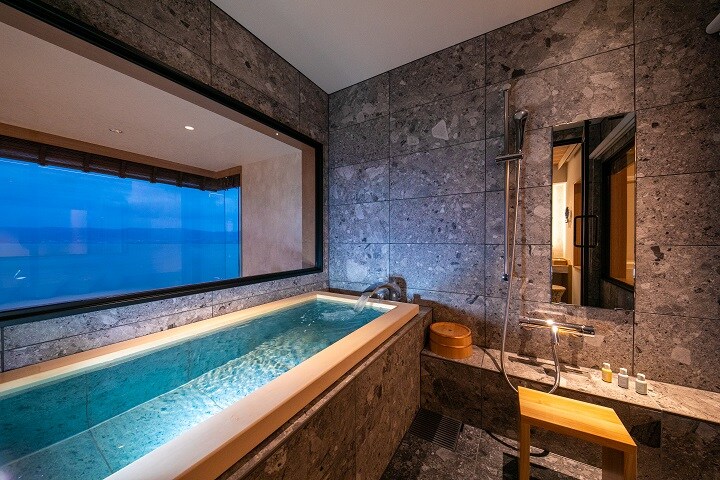 《湖側》湖悠KOYU 【特別フロア/12階】レイクビューバス付和洋室/禁煙