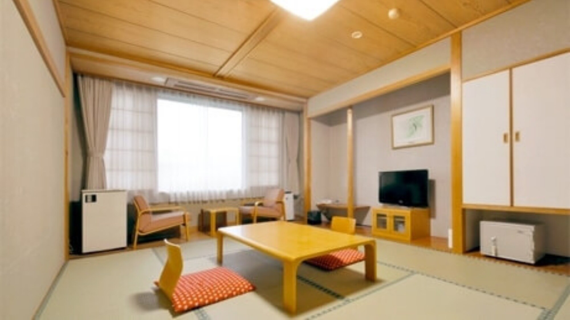 【日式房間】榻榻米香氣瀰漫，令人放鬆的空間