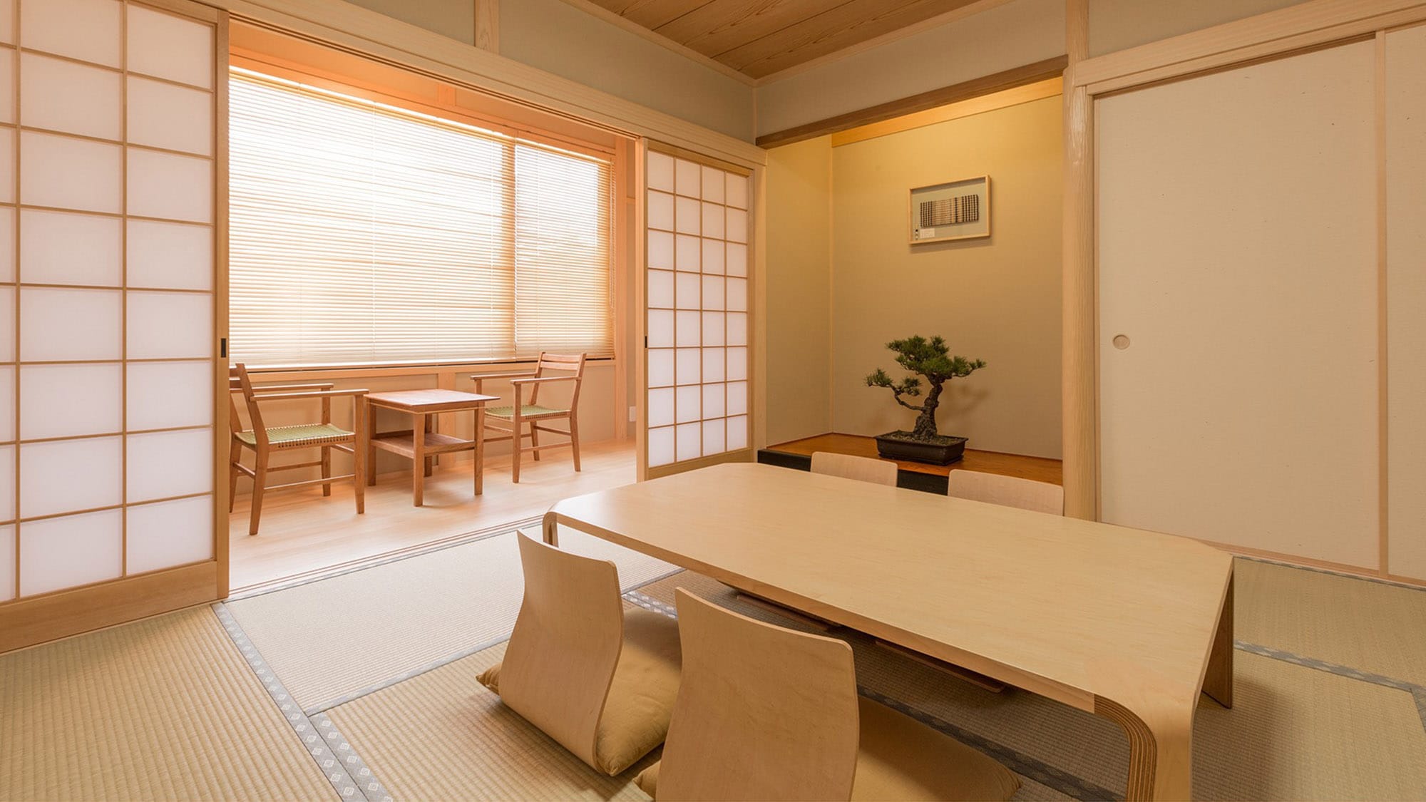 ・ <Annex Japanese-style room> Refresh your tired body on the tatami mats after playing in Lake Biwa