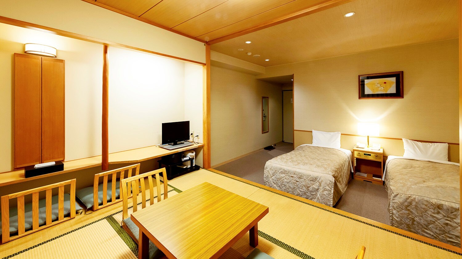 corner room Japanese-Western style room