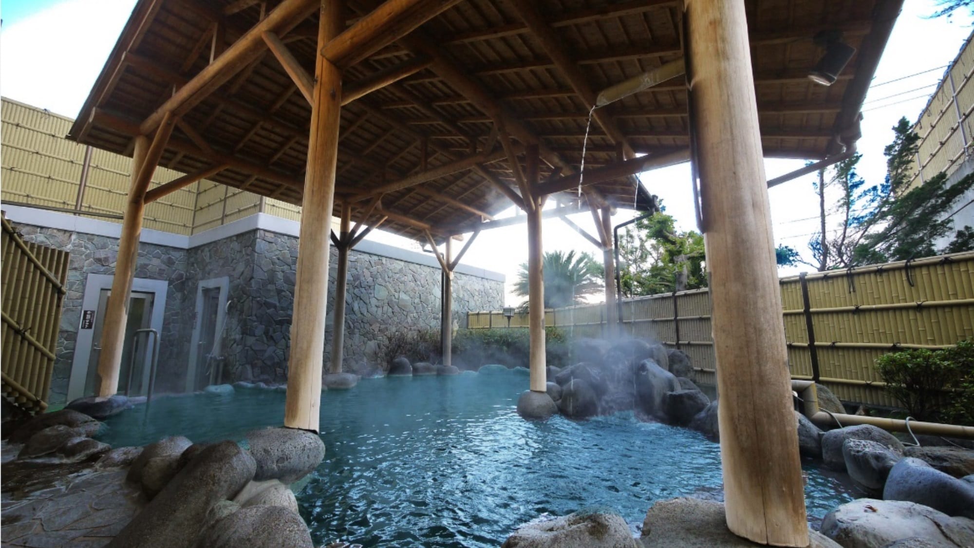 Open-air bath