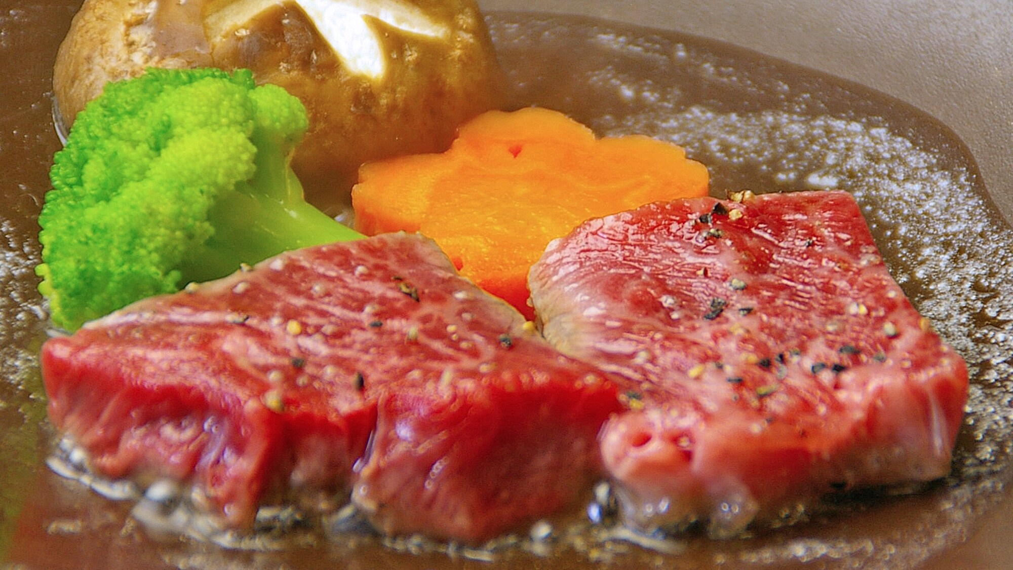 * Supper (example) Bake while making a sizzle & ldquo; Wagyu steak & rdquo; Very satisfied whether you taste it with your eyes or with your tongue