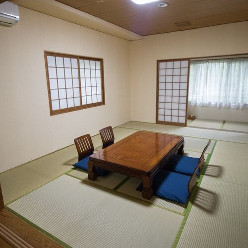 ★ 10榻榻米寬邊日式房間，寬敞的角落房間，有3個方向的窗戶