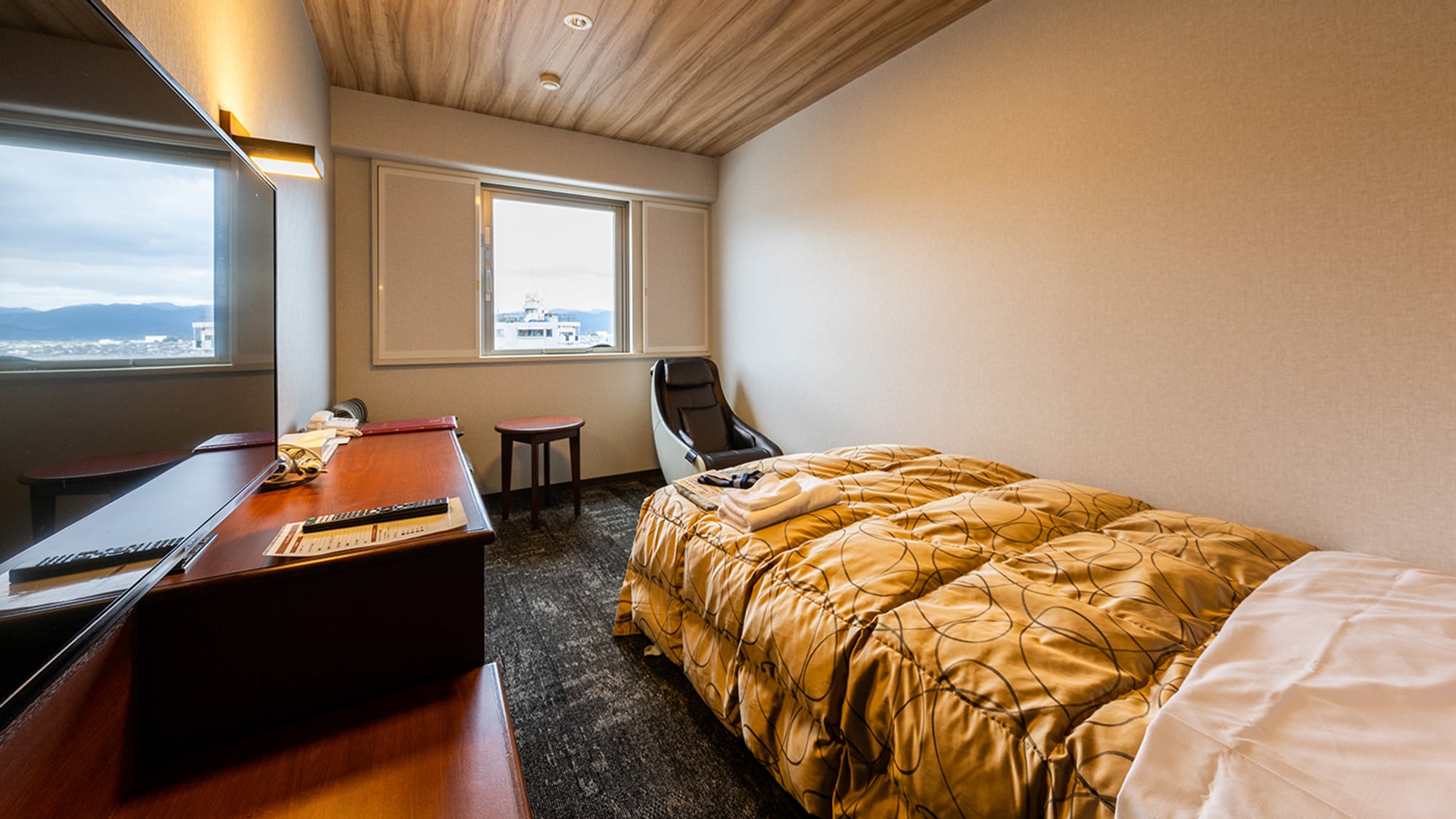 [Relax Single] Renovated in 2024, recommended for long-distance business trips.