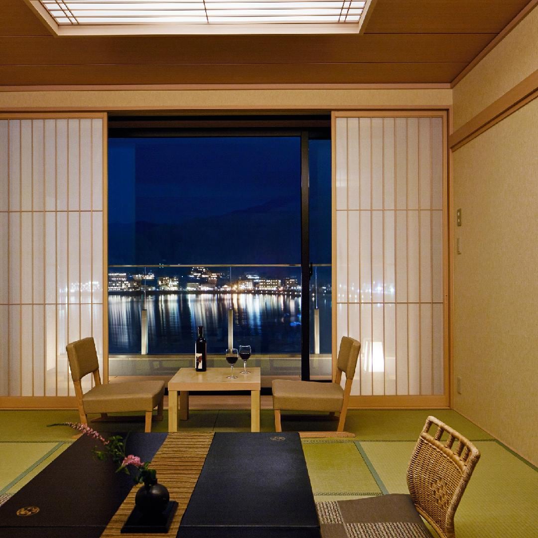 [Tamayura] & ldquo; Designated on the upper floors & rdquo; Japanese-style room with 12 tatami mats overlooking Lake Kawaguchi