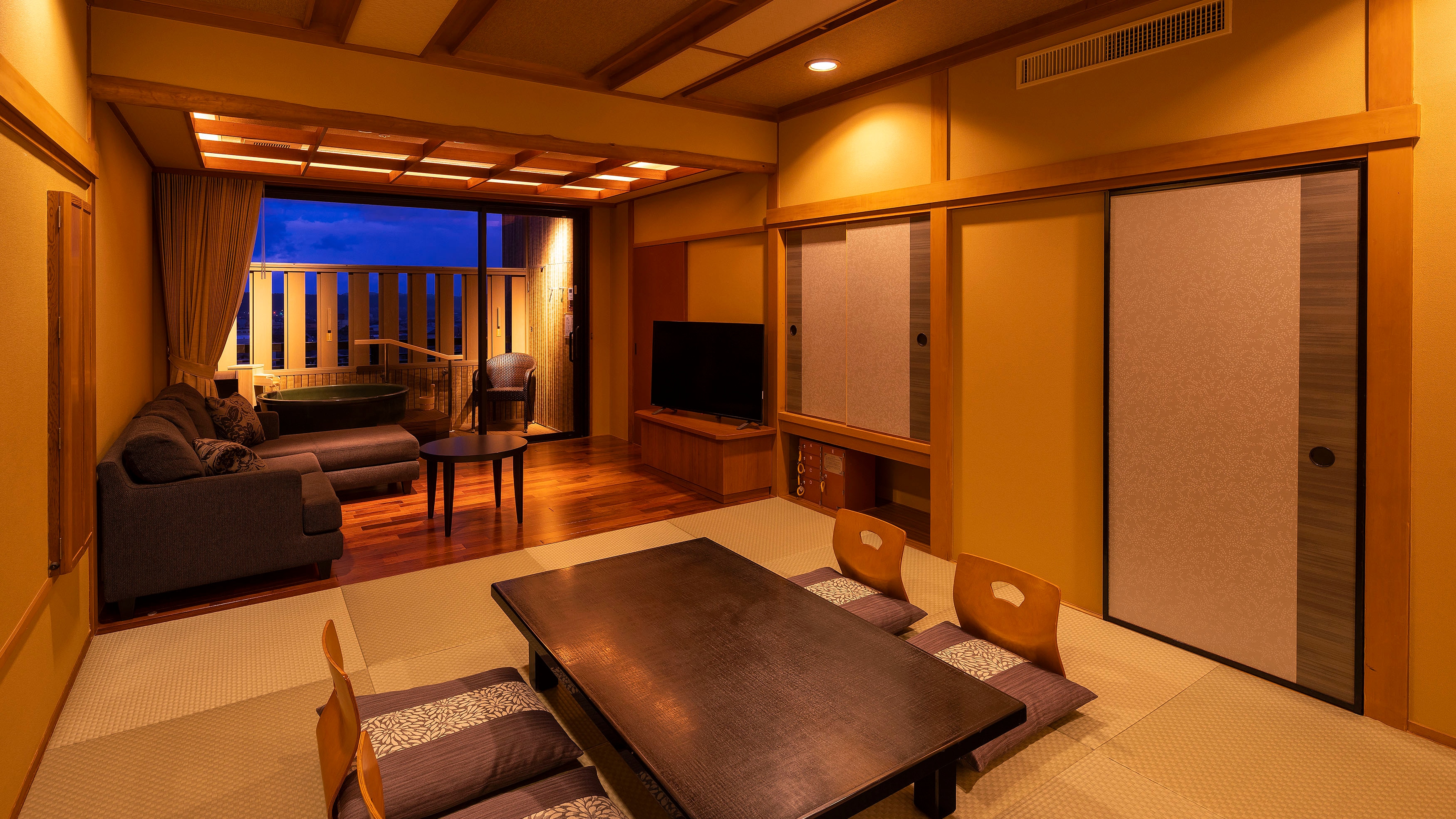[Superior] Hakuun-no-Yakata Onsen Open-air Premium Semi-Suite